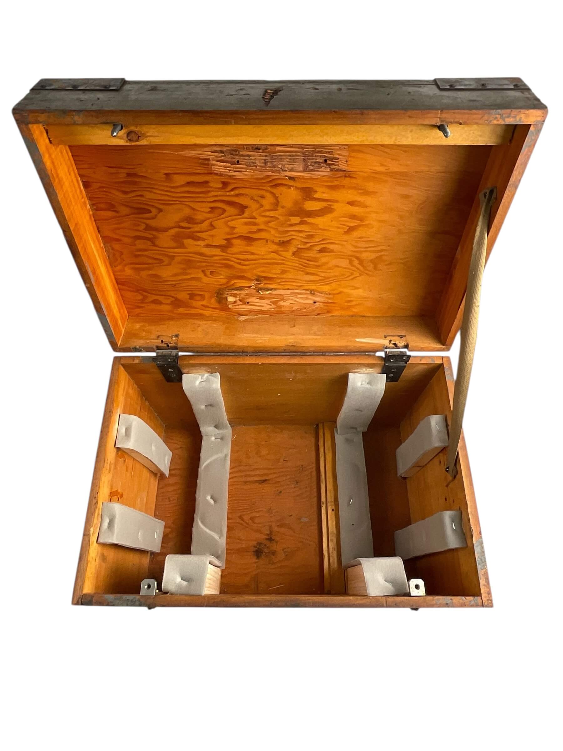 WW2 British RAF Radio Receiver Type 1155A In Transit Box WW2 British RAF Radio Receiver Type 1155A In Transit Box