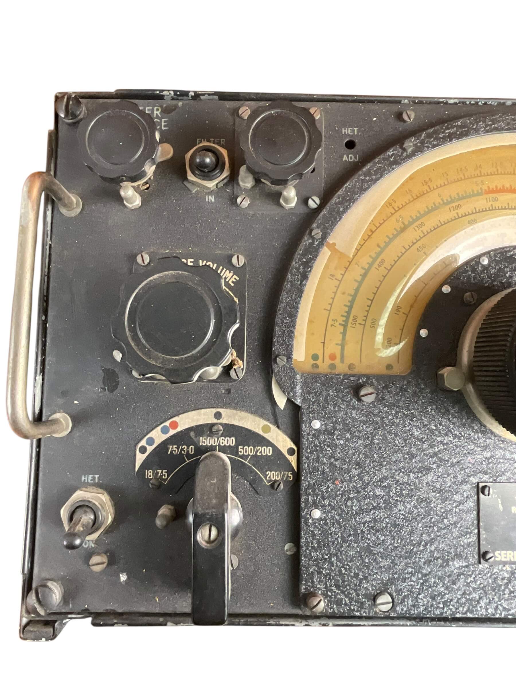 WW2 British RAF Radio Receiver Type 1155A In Transit Box WW2 British RAF Radio Receiver Type 1155A In Transit Box