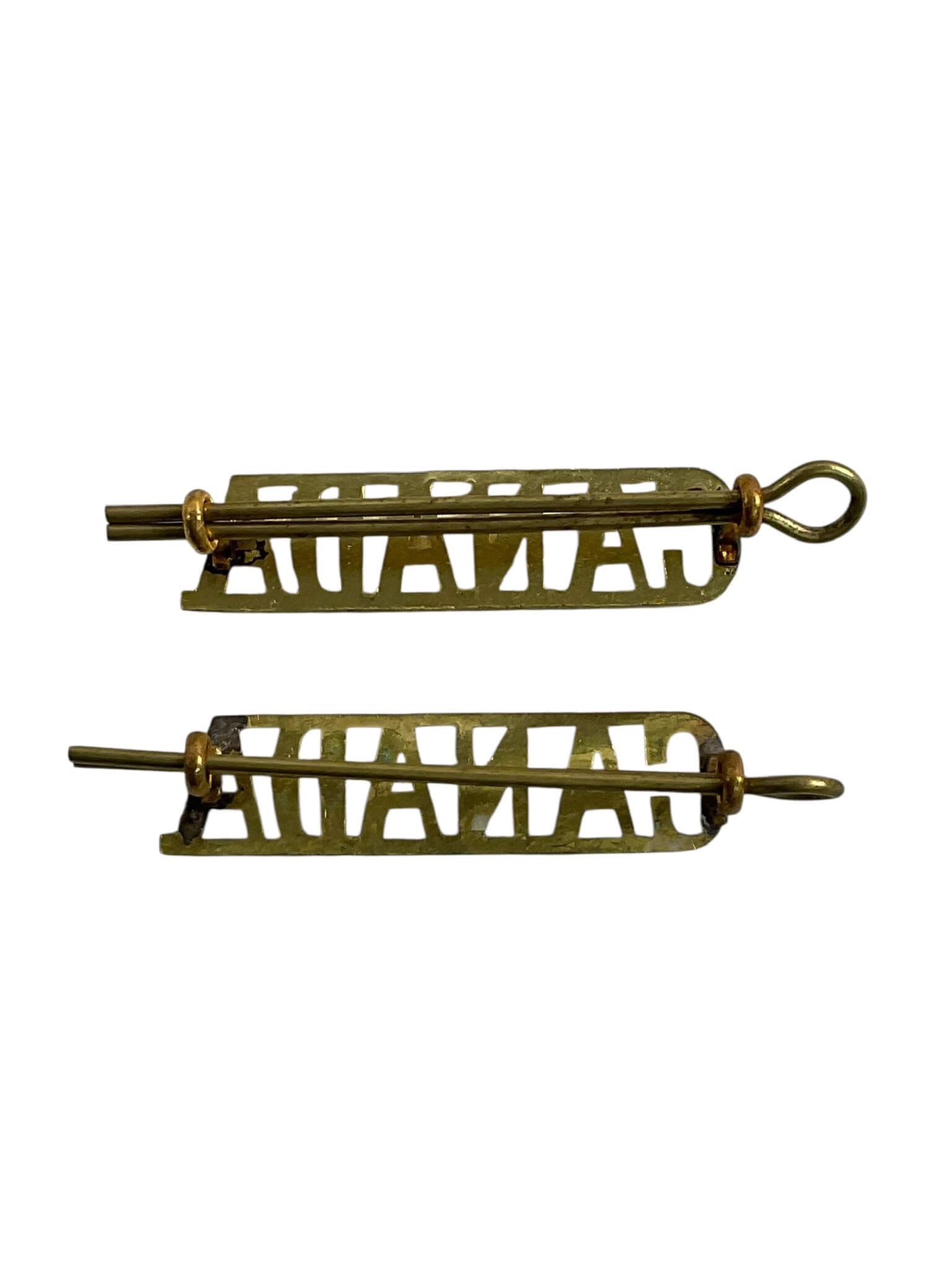WW2 Canadian CANADA Officers Shoulder Titles Insignia Pair WW2 Canadian CANADA Officers Shoulder Titles Insignia Pair
