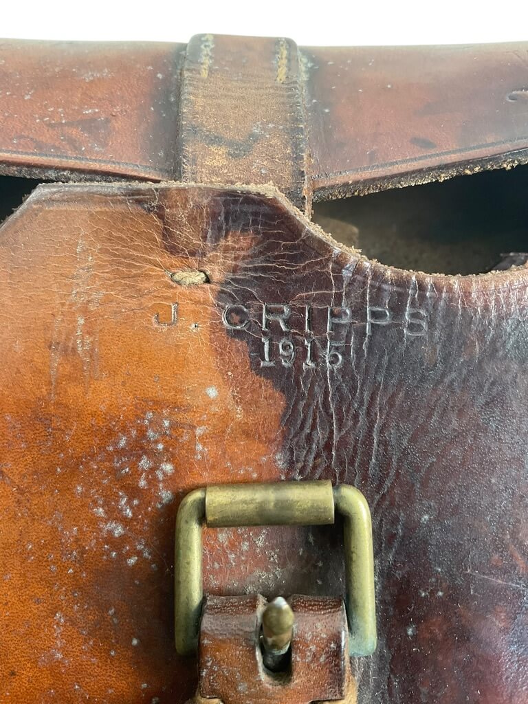 WW1 Canadian CEF Veterinary Corps Medical Officers Pouch WW1 Canadian CEF Veterinary Corps Medical Officers Pouch