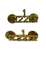Canadian 1st Battalion R22E Vandoos Brass Shoulder Titles Insignia Pair Pin Back