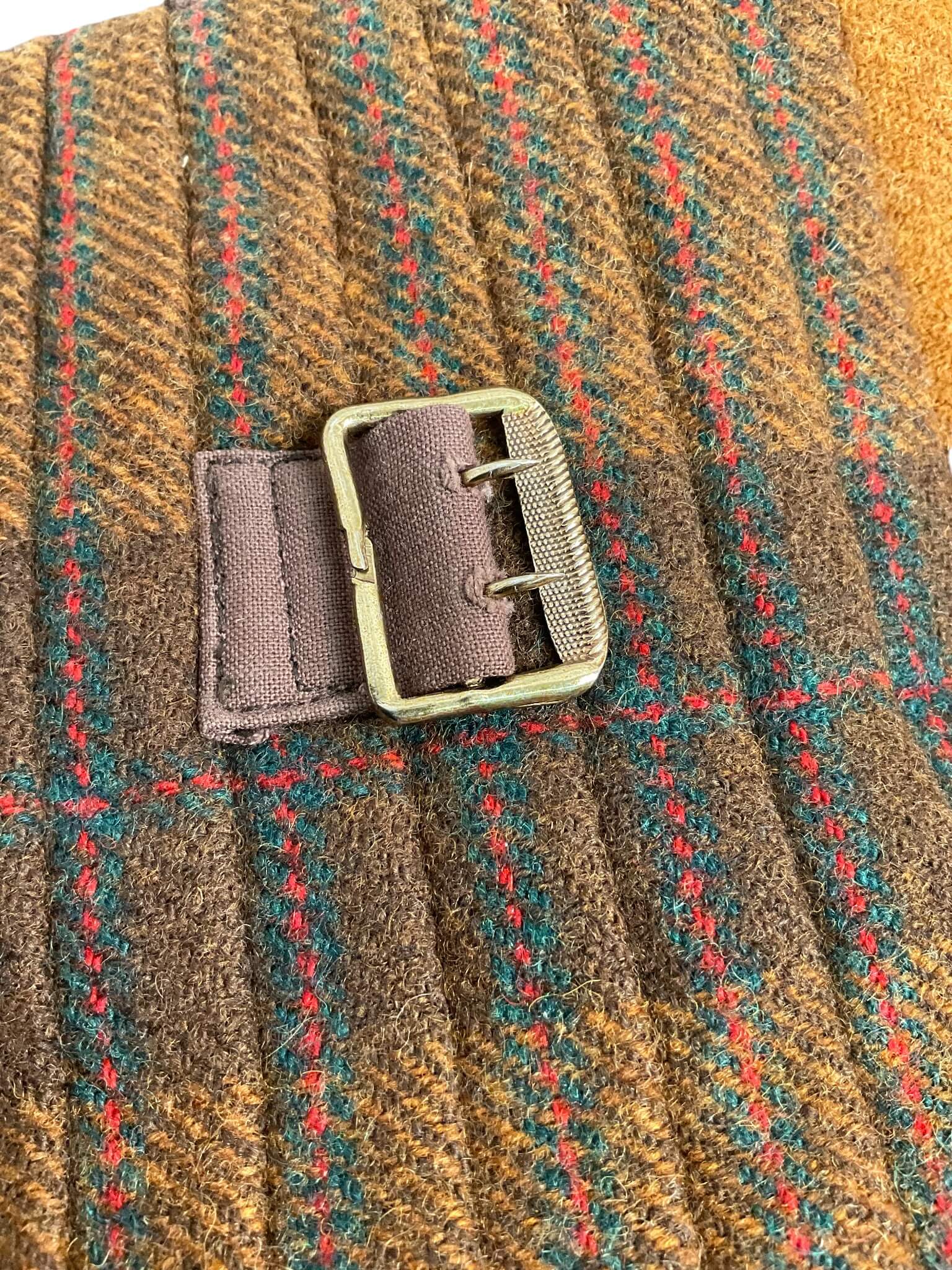 WW2 Canadian Irish Regiment of Canada Tartan Kilt Size W 37" X D 27" WW2 Canadian Irish Regiment of Canada Tartan Kilt Size W 37" X D 27"