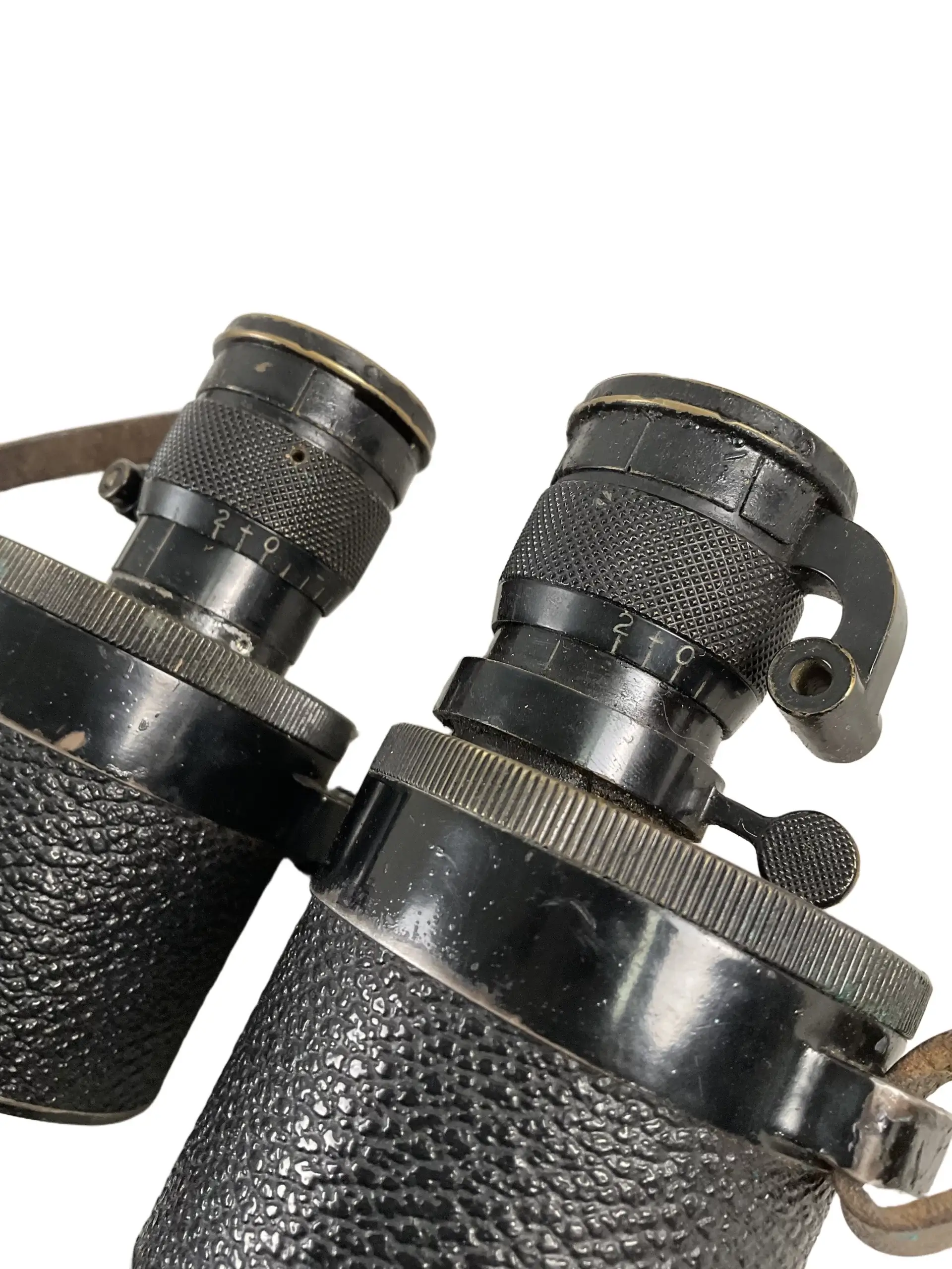 WW2 British RN Navy 12 X 50 Binoculars In Leather Case WW2 British RN Navy 12 X 50 Binoculars In Leather Case