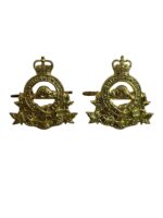 Royal Canadian Army Pay Corps Collars Insignia Pair