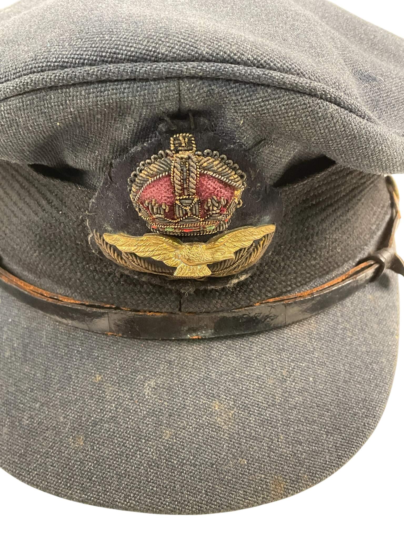 WW2 Canadian RCAF Officers Peak Cap Hat Size 7 1/4 WW2 Canadian RCAF Officers Peak Cap Hat Size 7 1/4