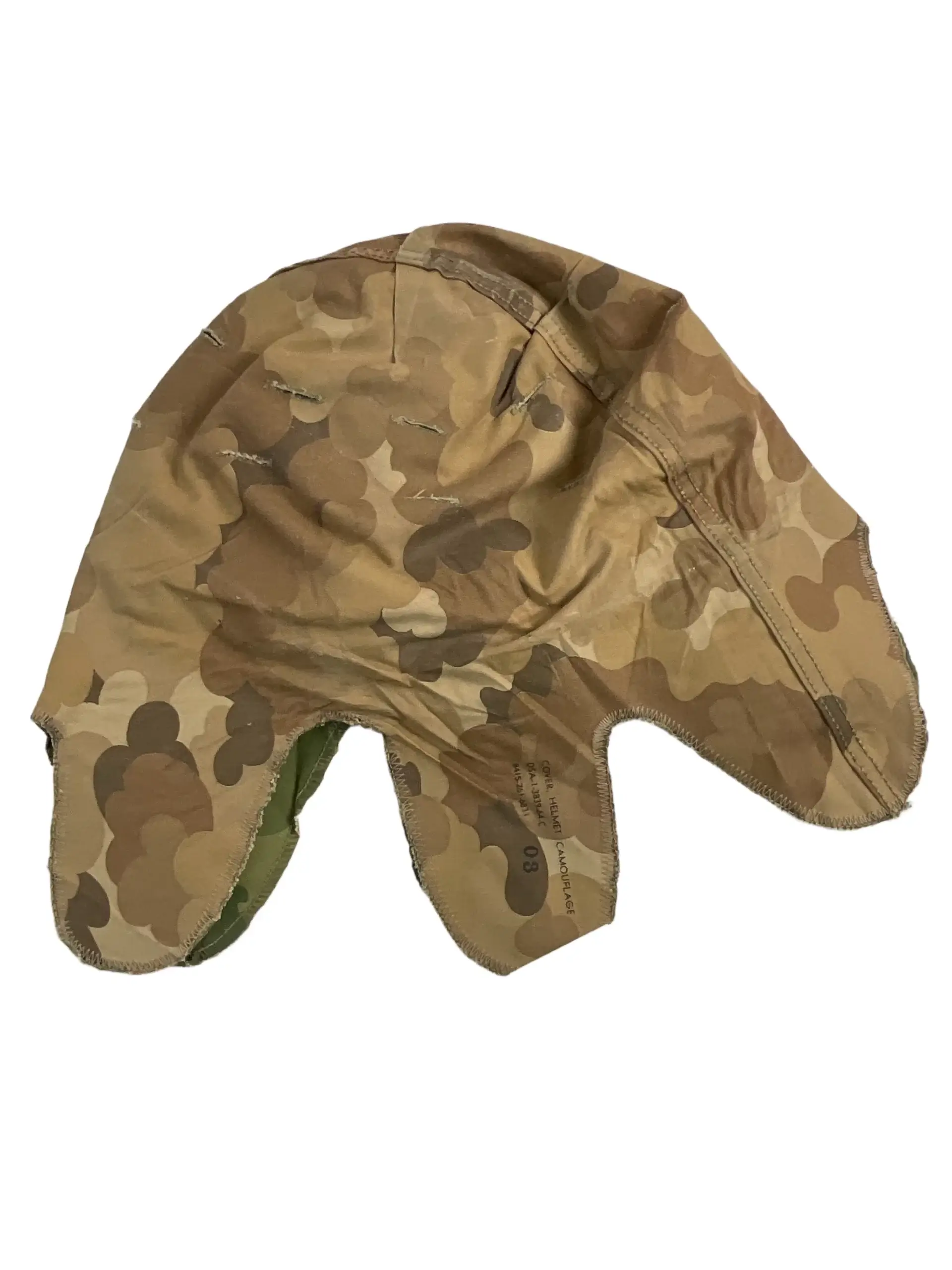 US Army M1 Rear Seam Swivel Bail Steel Helmet With Reversible Camouflage Cover 1964 and 1973 US Army M1 Rear Seam Swivel Bail Steel Helmet With Reversible Camouflage Cover 1964 and 1973