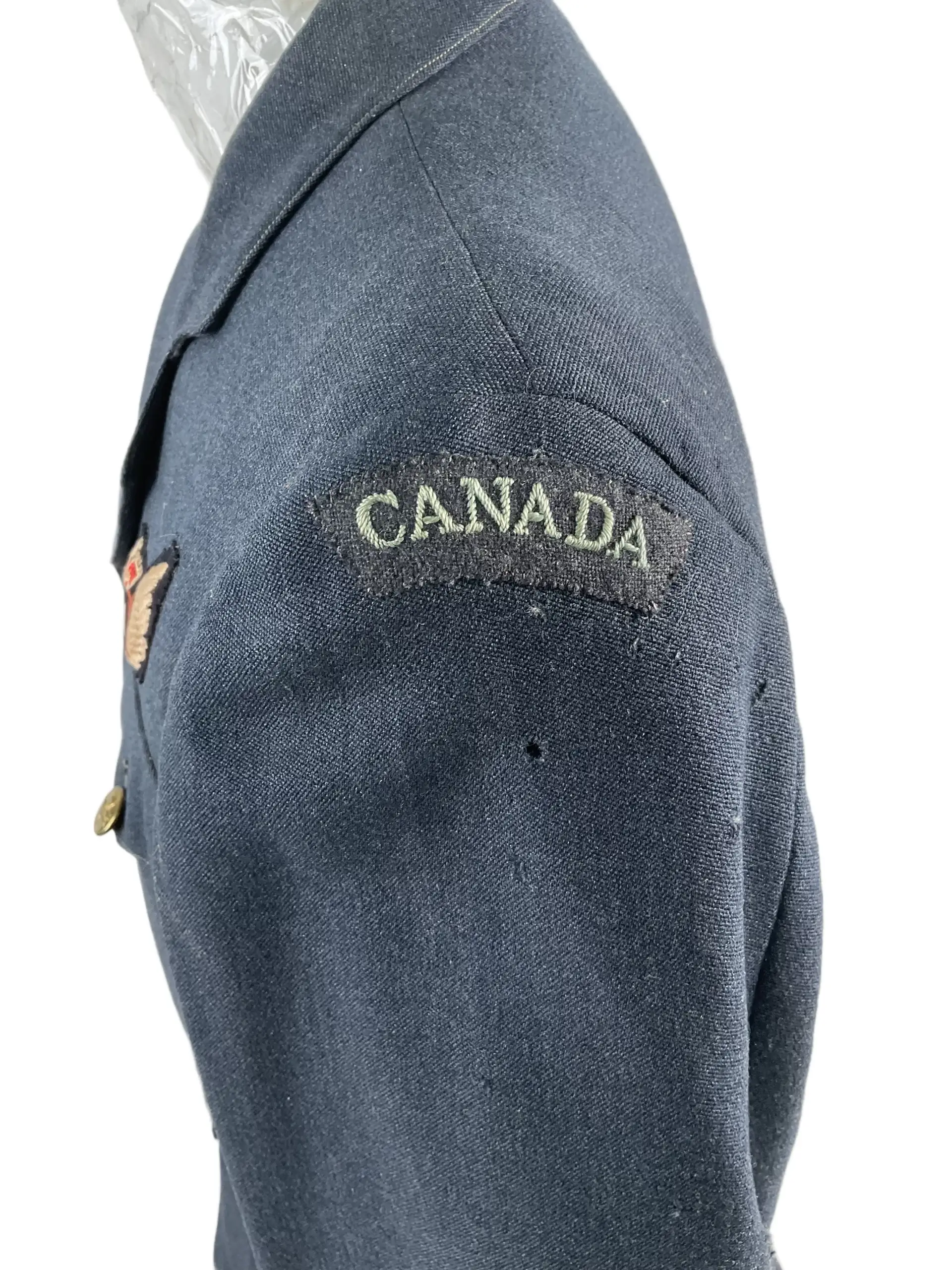 WW2 Canadian RCAF Navigator Officers Tunic With Trousers WW2 Canadian RCAF Navigator Officers Tunic With Trousers