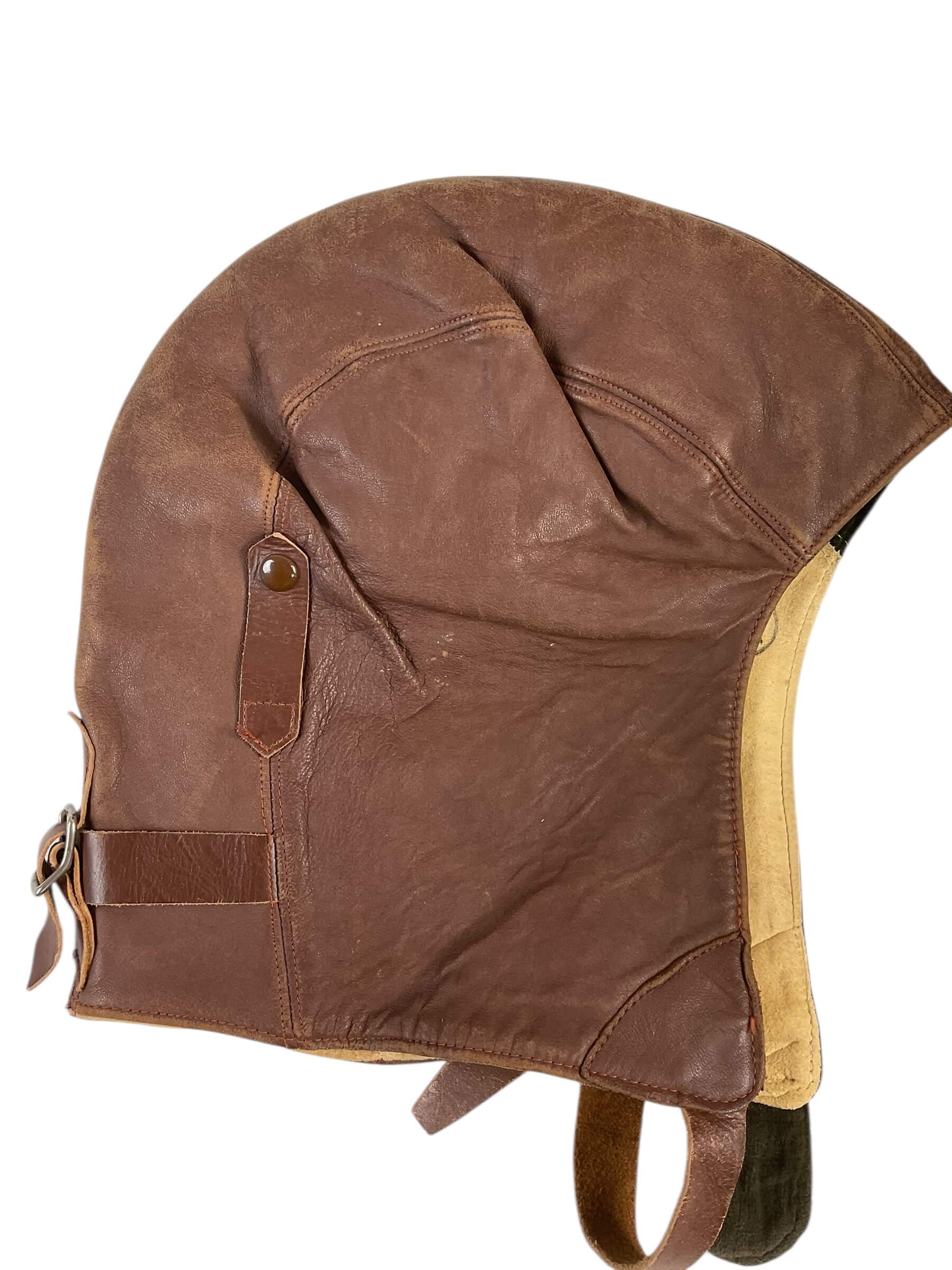 WW2 Canadian RCAF Type B Leather Flying Helmet Training Size 4 WW2 Canadian RCAF Type B Leather Flying Helmet Training Size 4