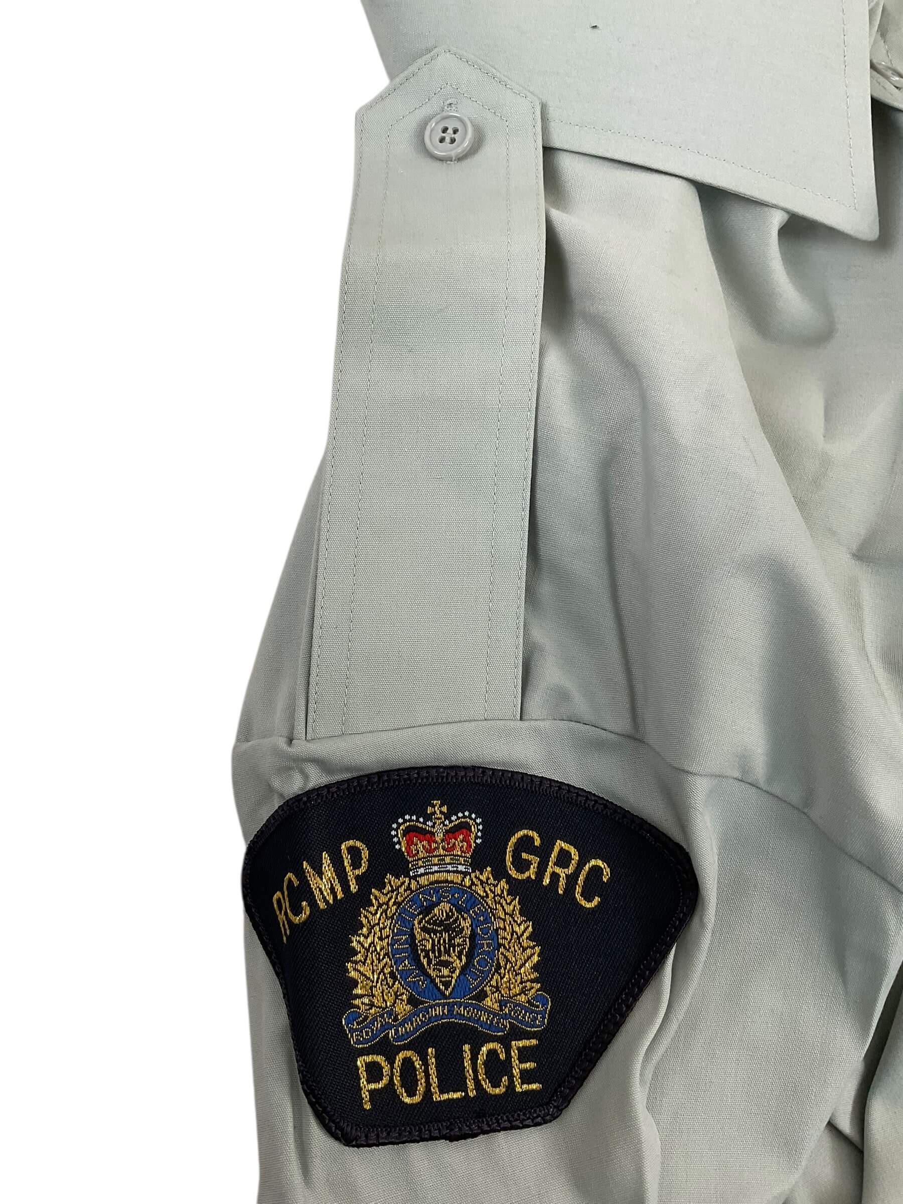 Royal Canadian Mounted Police RCMP Long Sleeve Blue Shirt Size 16 Royal Canadian Mounted Police RCMP Long Sleeve Blue Shirt Size 16