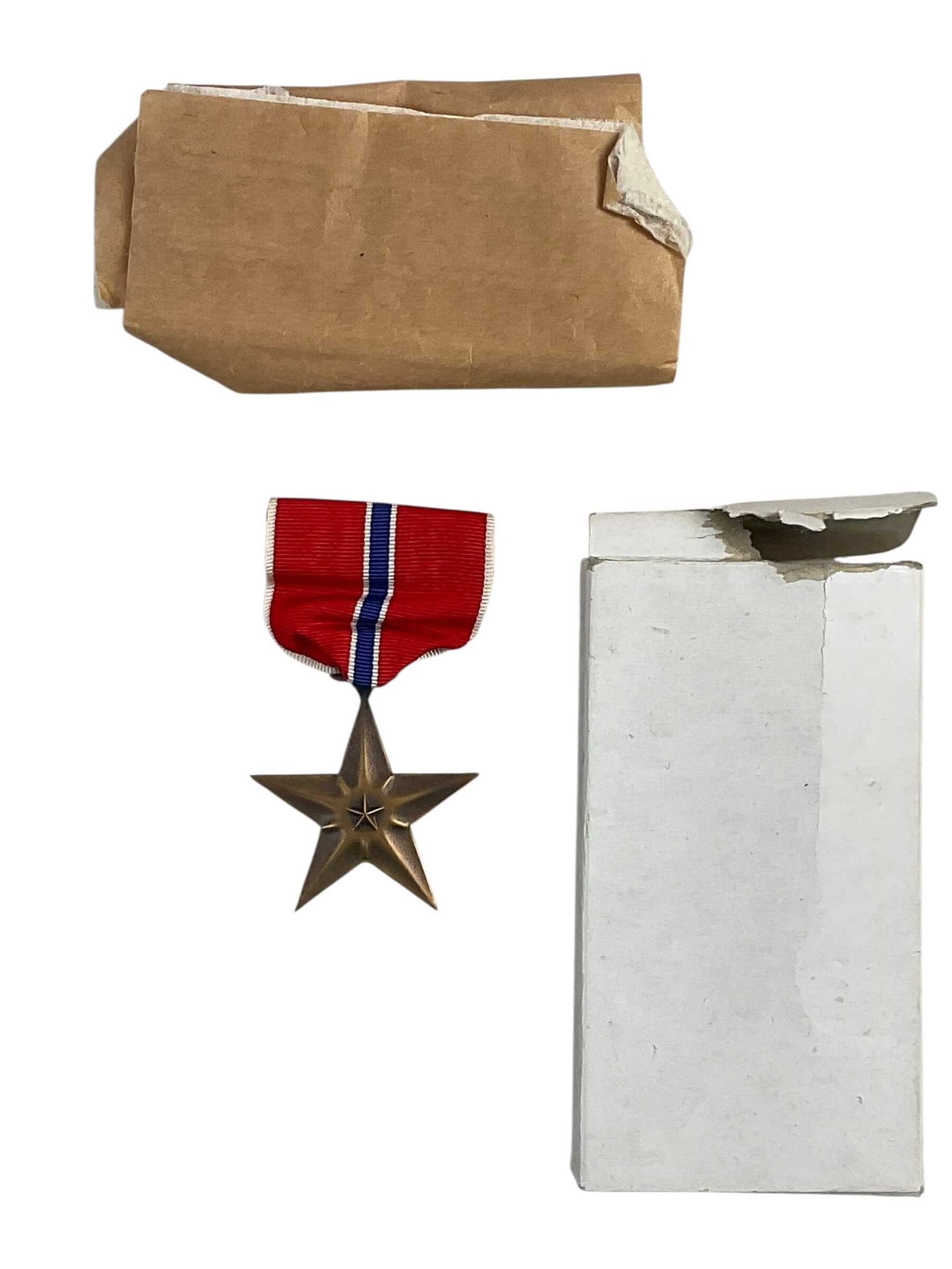 WW2 US Bronze Star Unissued Full Size In Box WW2 US Bronze Star Unissued Full Size In Box