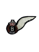 WW2 Canadian RCAF Bomb Aimer B Large Flare Wing Brevet Insignia
