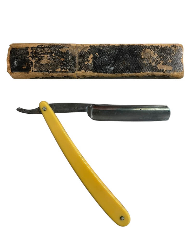 WW1 British Straight Razor In Box WW1 British Straight Razor In Box