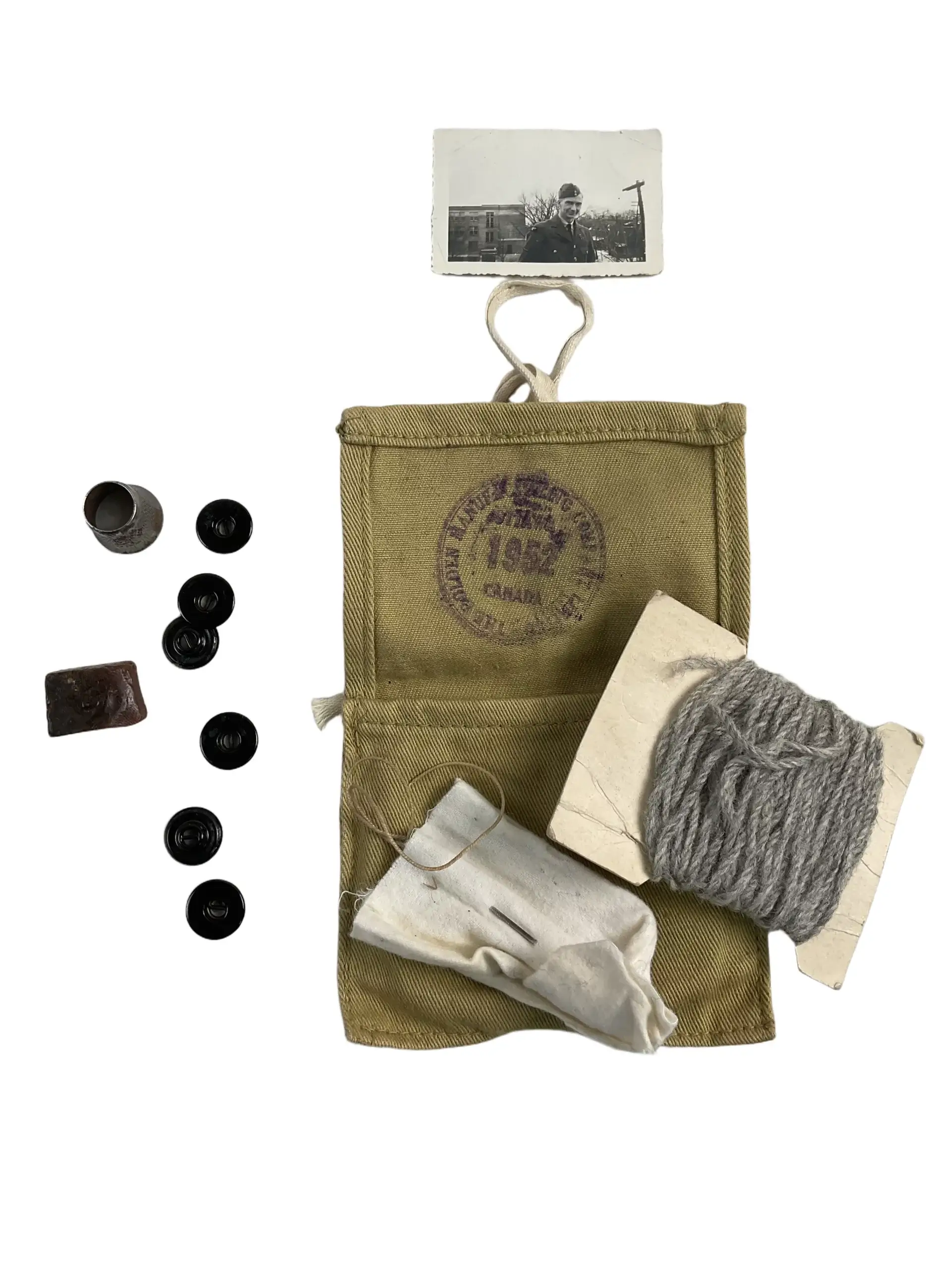 Canadian Army Korean War Housewife With Contents Dated 1952 Canadian Army Korean War Housewife With Contents Dated 1952