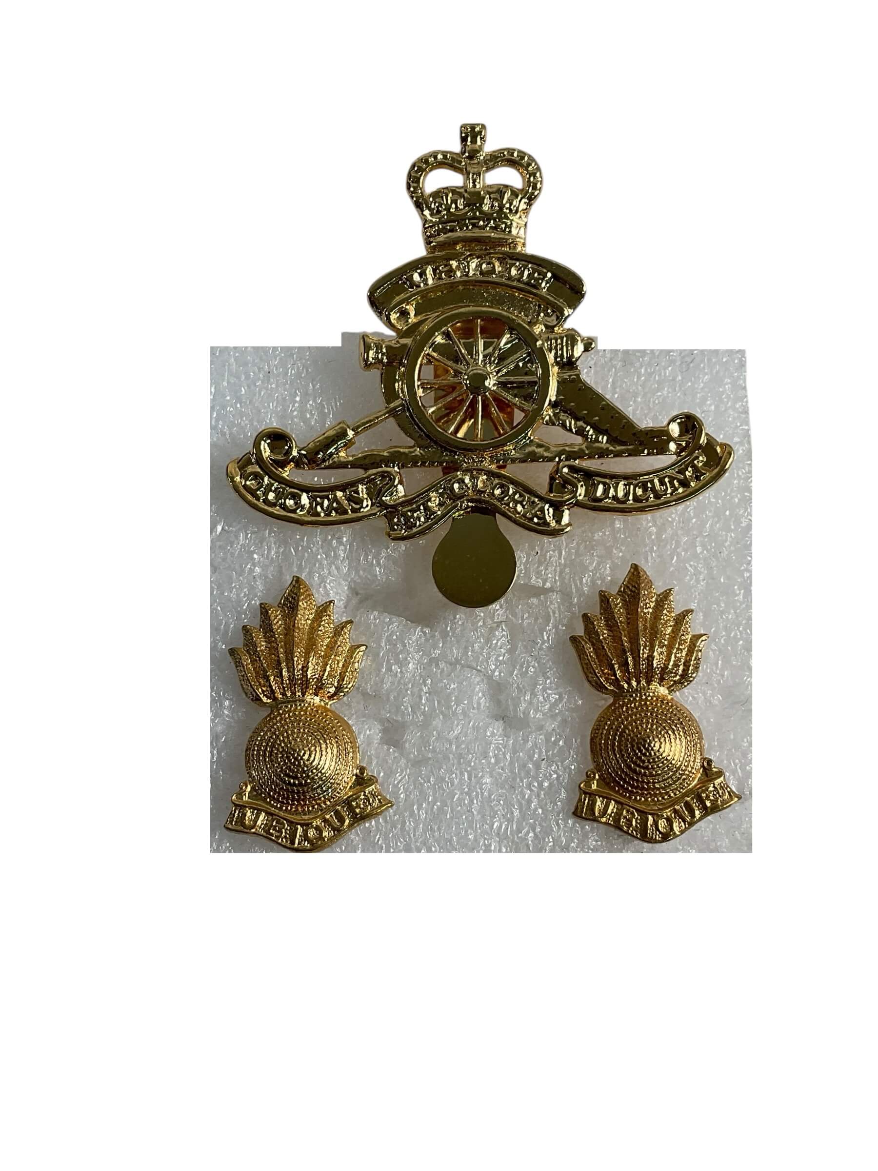 Canadian Forces RCA Artillery Cap Badge and Collars Set Canadian Forces RCA Artillery Cap Badge and Collars Set