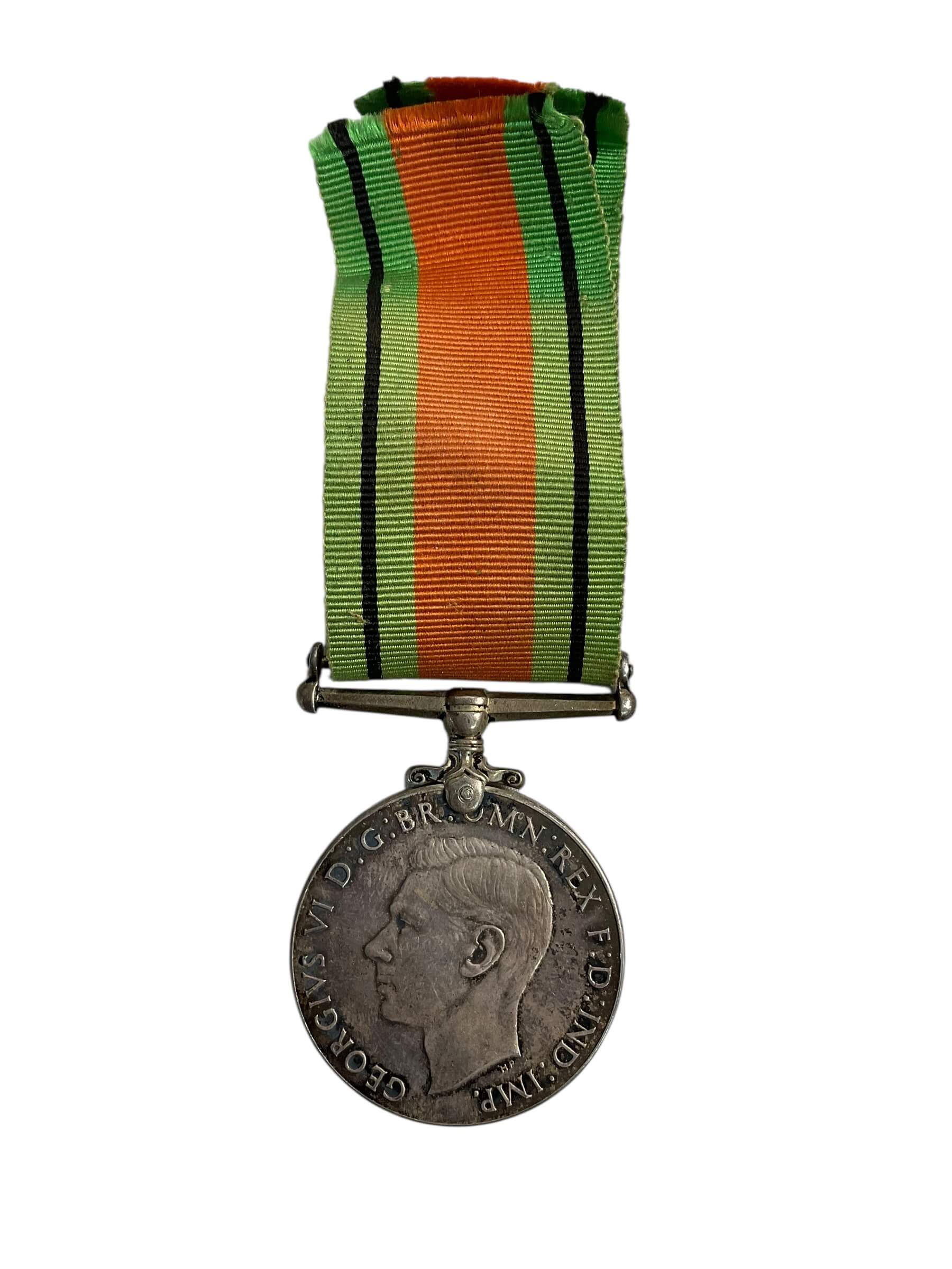 WW2 Canadian The Defence Medal 1939-1945 Full Size WW2 Canadian The Defence Medal 1939-1945 Full Size