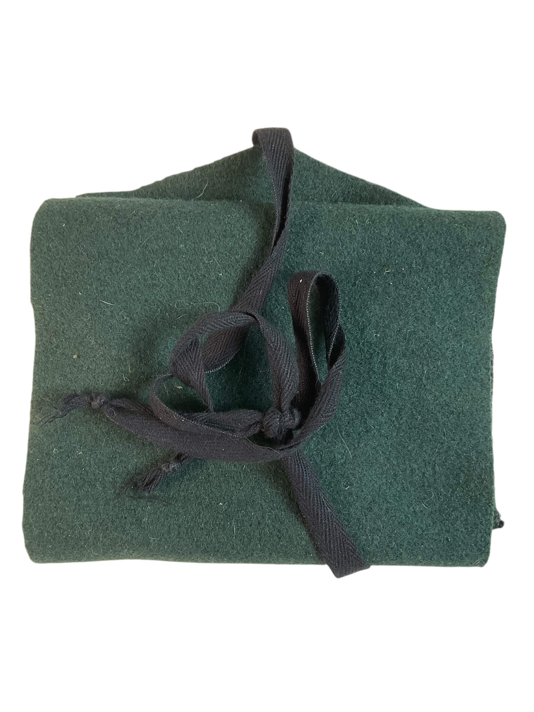 WW2 Canadian Rifle Regiment Dark Green Housewife WW2 Canadian Rifle Regiment Dark Green Housewife