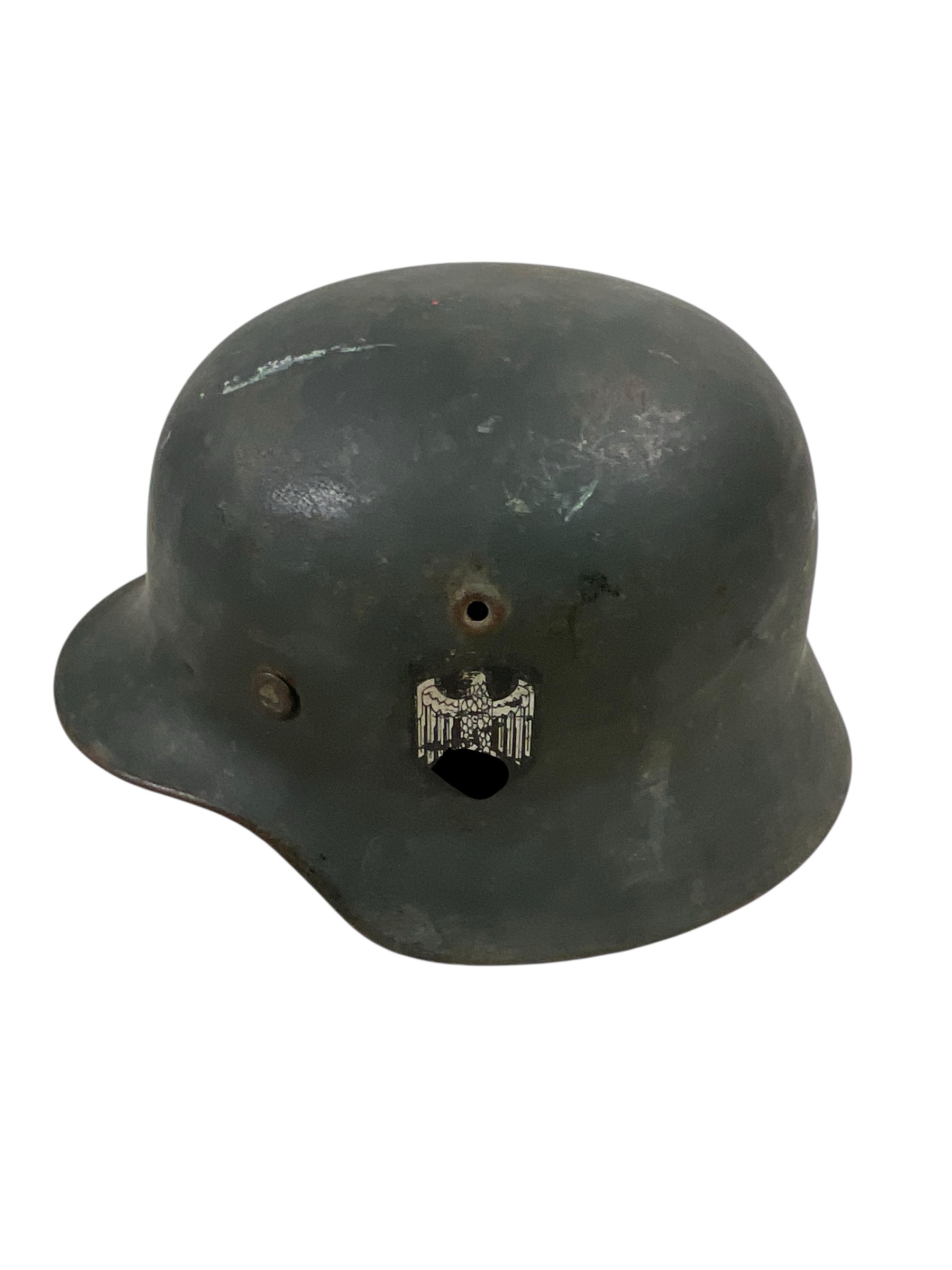 WW2 German Army M40 Steel Helmet Single Decal ET62 Lot No 1051 Tri-Colour Added WW2 German Army M40 Steel Helmet Single Decal ET62 Lot No 1051 Tri-Colour Added