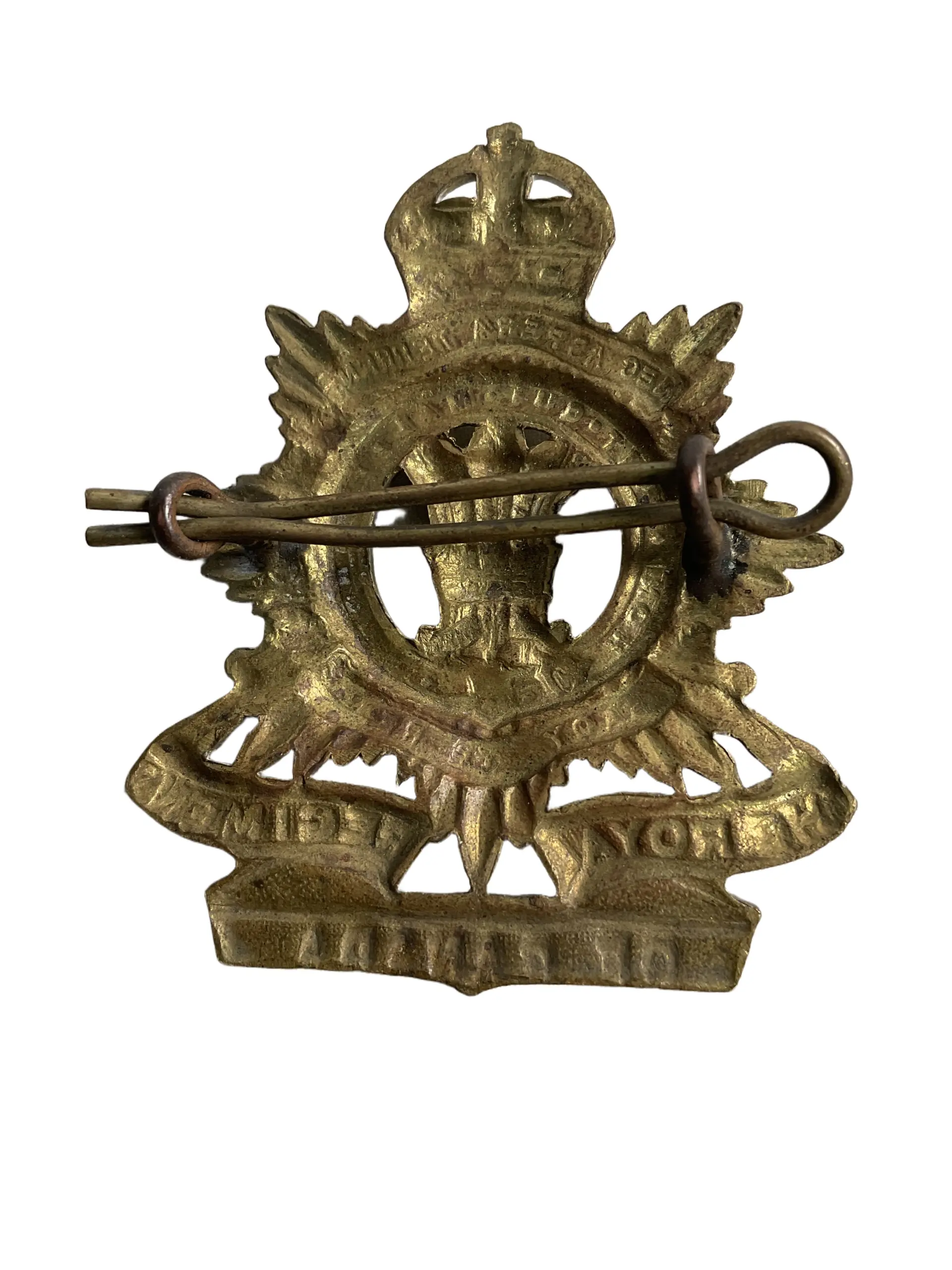 WW2 Canadian The Royal Regiment Cap Badge WW2 Canadian The Royal Regiment Cap Badge