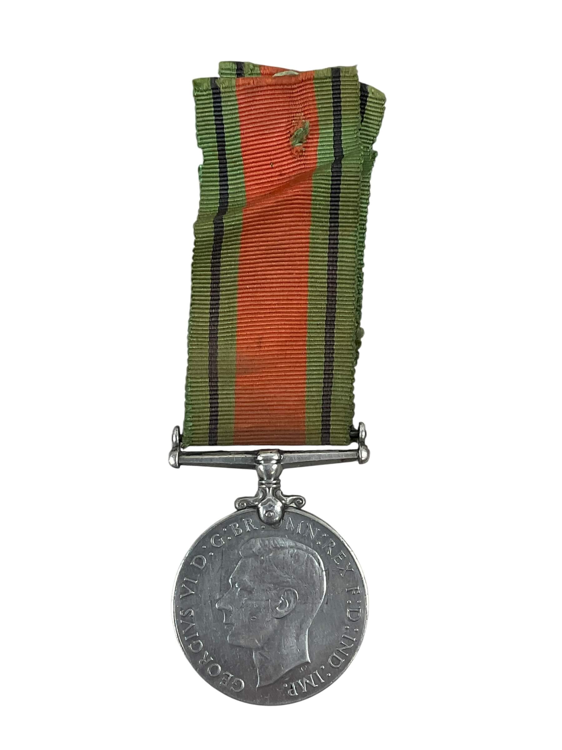 WW2 Canadian The Defence Medal 1939-1945 Full Size WW2 Canadian The Defence Medal 1939-1945 Full Size