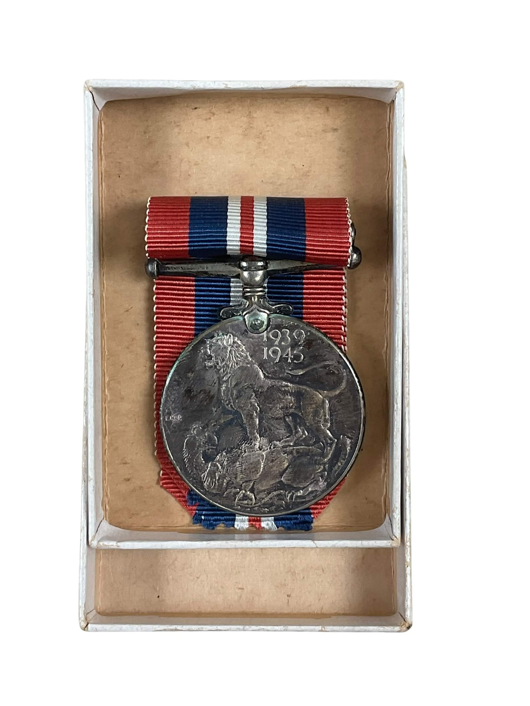 WW2 Canadian 1939 to 1945 War Medal Full Size In Box WW2 Canadian 1939 to 1945 War Medal Full Size In Box