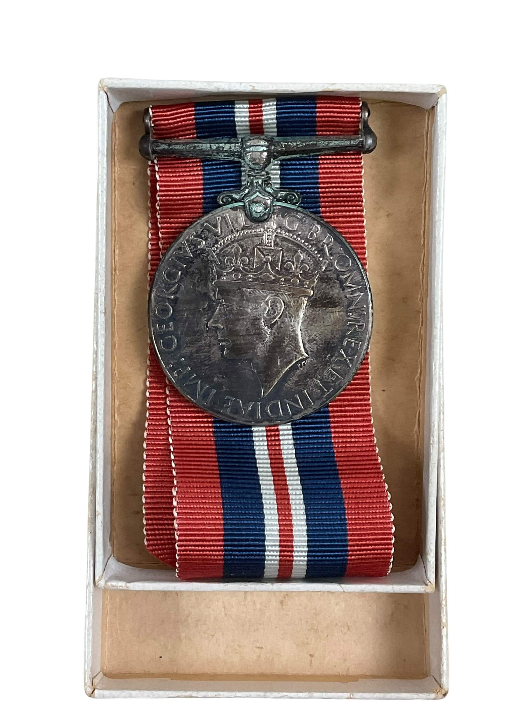 WW2 Canadian 1939 to 1945 War Medal Full Size In Box WW2 Canadian 1939 to 1945 War Medal Full Size In Box