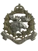 WW2 Canadian The New Brunswick Rangers Cap Badge