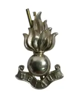 British Royal Engineer Volunteers White Metal Collar Insignia Single British Royal Engineer Volunteers White Metal Collar Insignia Single