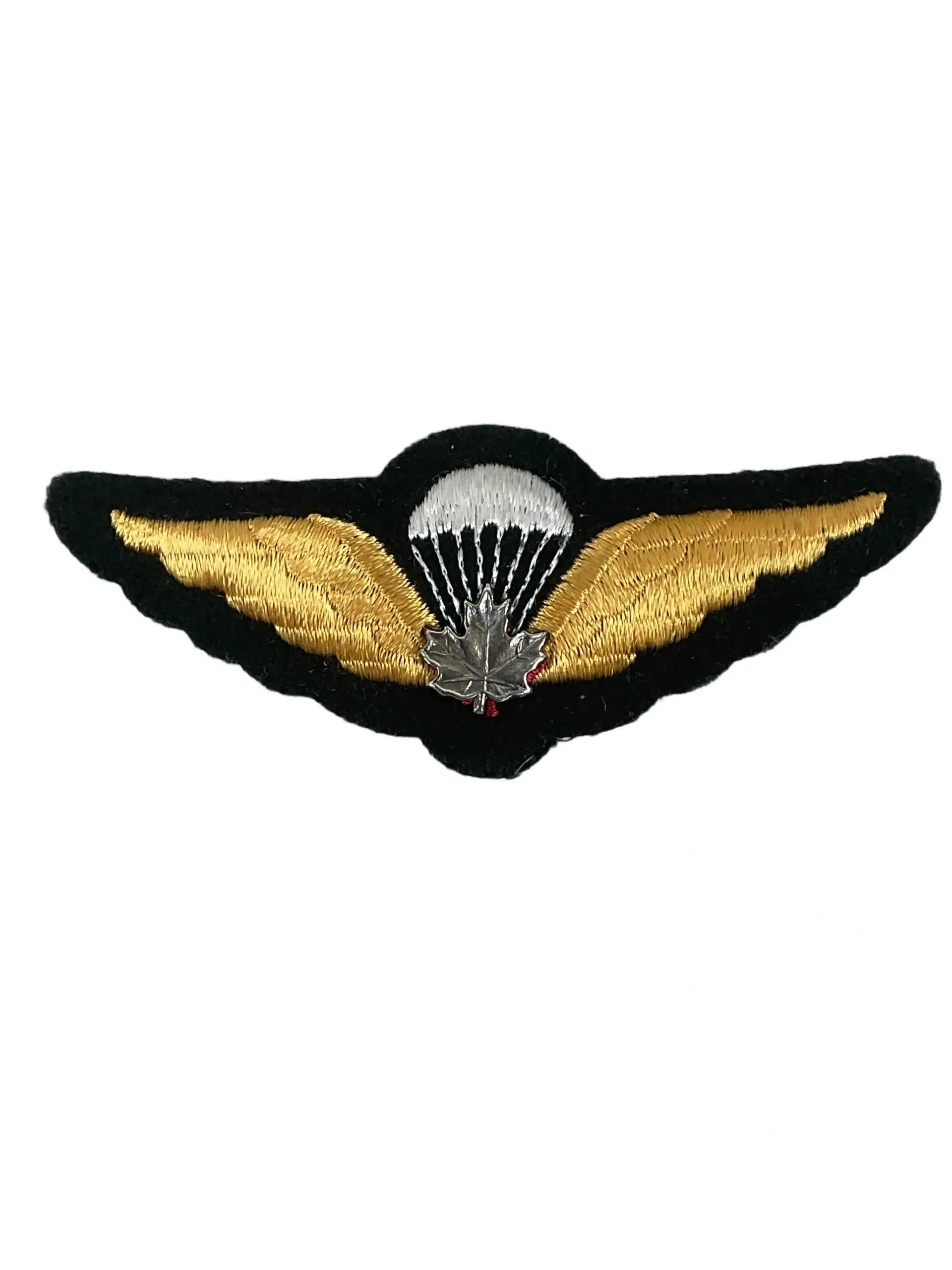 Canadian Airborne Cotton Jump Wing With Maple Leaf Device Canadian Airborne Cotton Jump Wing With Maple Leaf Device