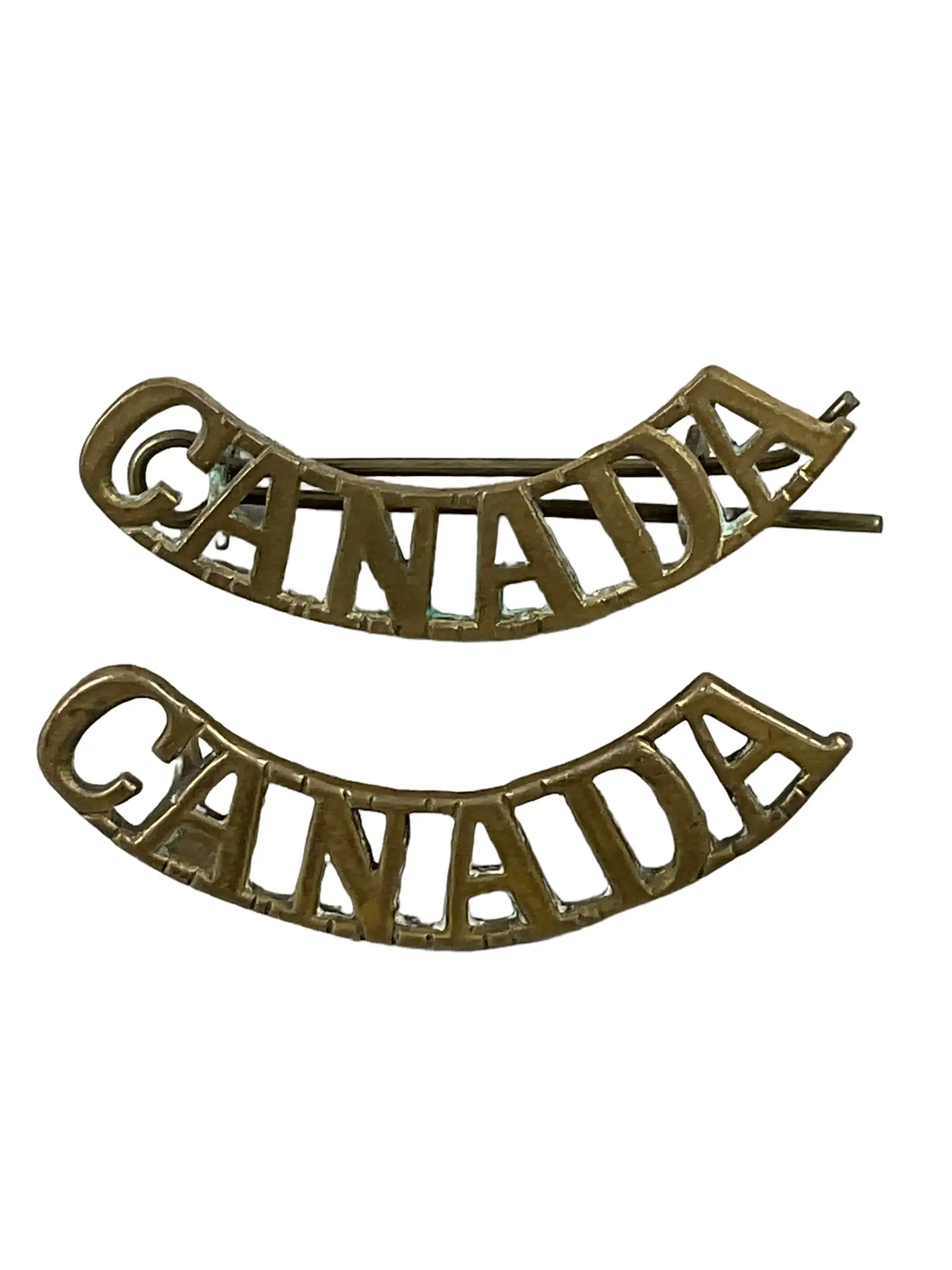 WW1 Canadian CEF CANADA Curved Shoulder Titles Insignia Pair WW1 Canadian CEF CANADA Curved Shoulder Titles Insignia Pair
