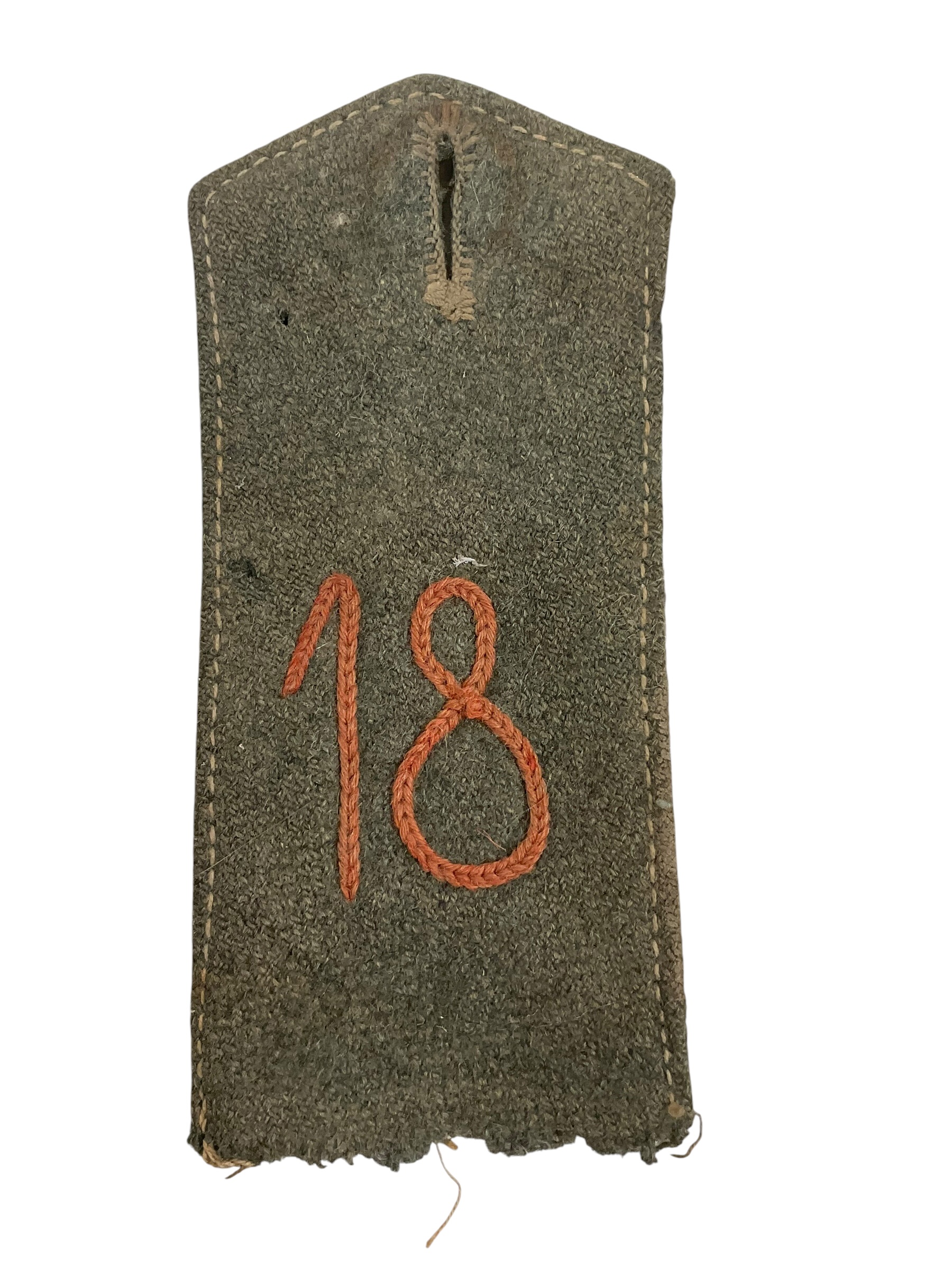 WW1 Imperial German 18th Infantry Feldgrau Shoulder Board Insignia Single WW1 Imperial German 18th Infantry Feldgrau Shoulder Board Insignia Single