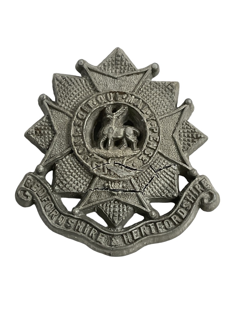 WW2 British Bedfordshire and Hertfordshire Regiment Bakelite Cap Badge WW2 British Bedfordshire and Hertfordshire Regiment Bakelite Cap Badge