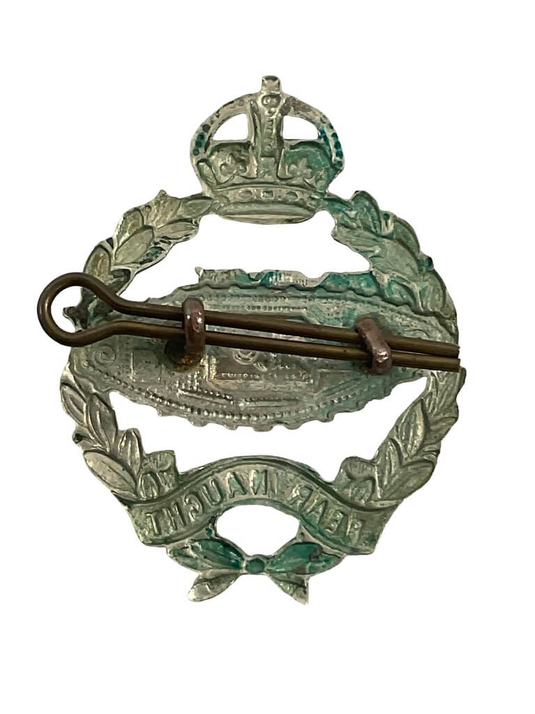 WW2 British Armoured Corps Cap Badge WW2 British Armoured Corps Cap Badge