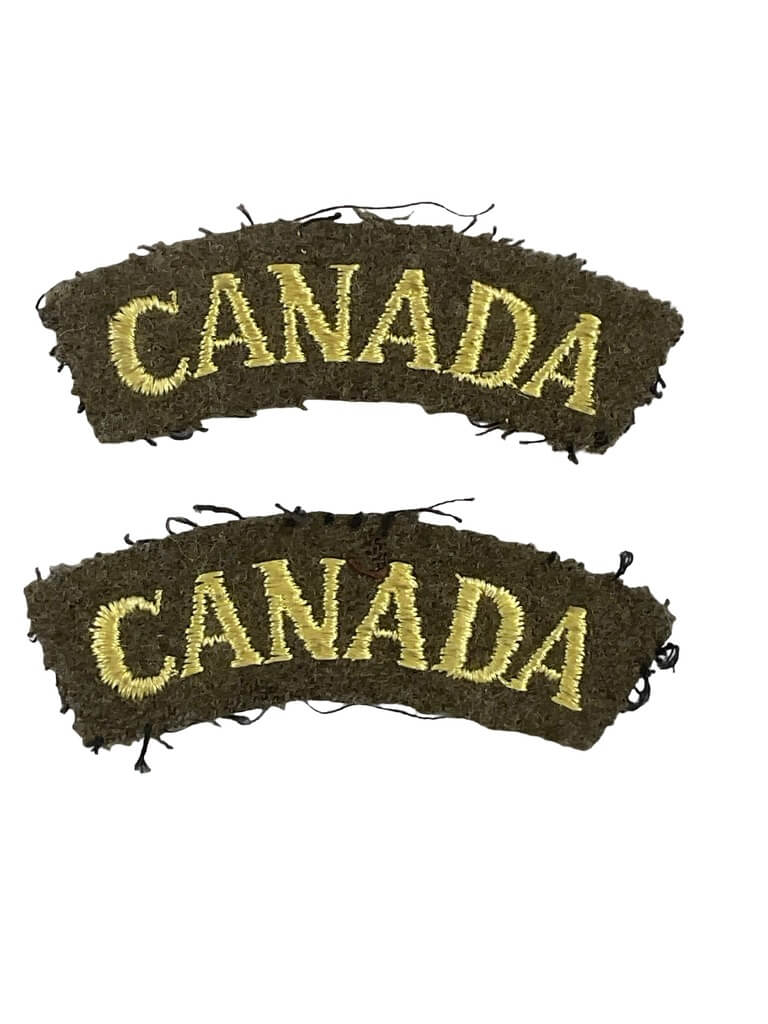 WW2 Canadian CWAC CANADA Shoulder Titles Insignia Pair WW2 Canadian CWAC CANADA Shoulder Titles Insignia Pair