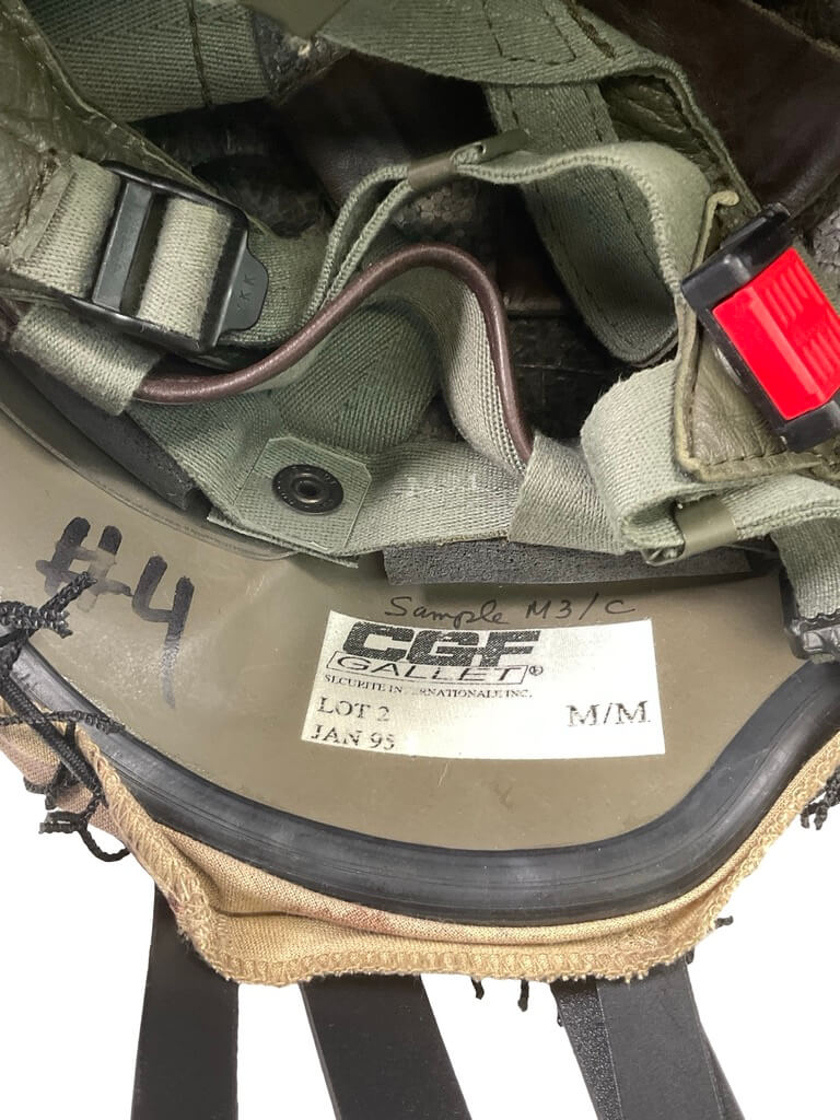 Canadian Forces CG634 CADPAT Arid Helmet Size Medium Prototype Gallet Canadian Forces CG634 CADPAT Arid Helmet Size Medium Prototype Gallet