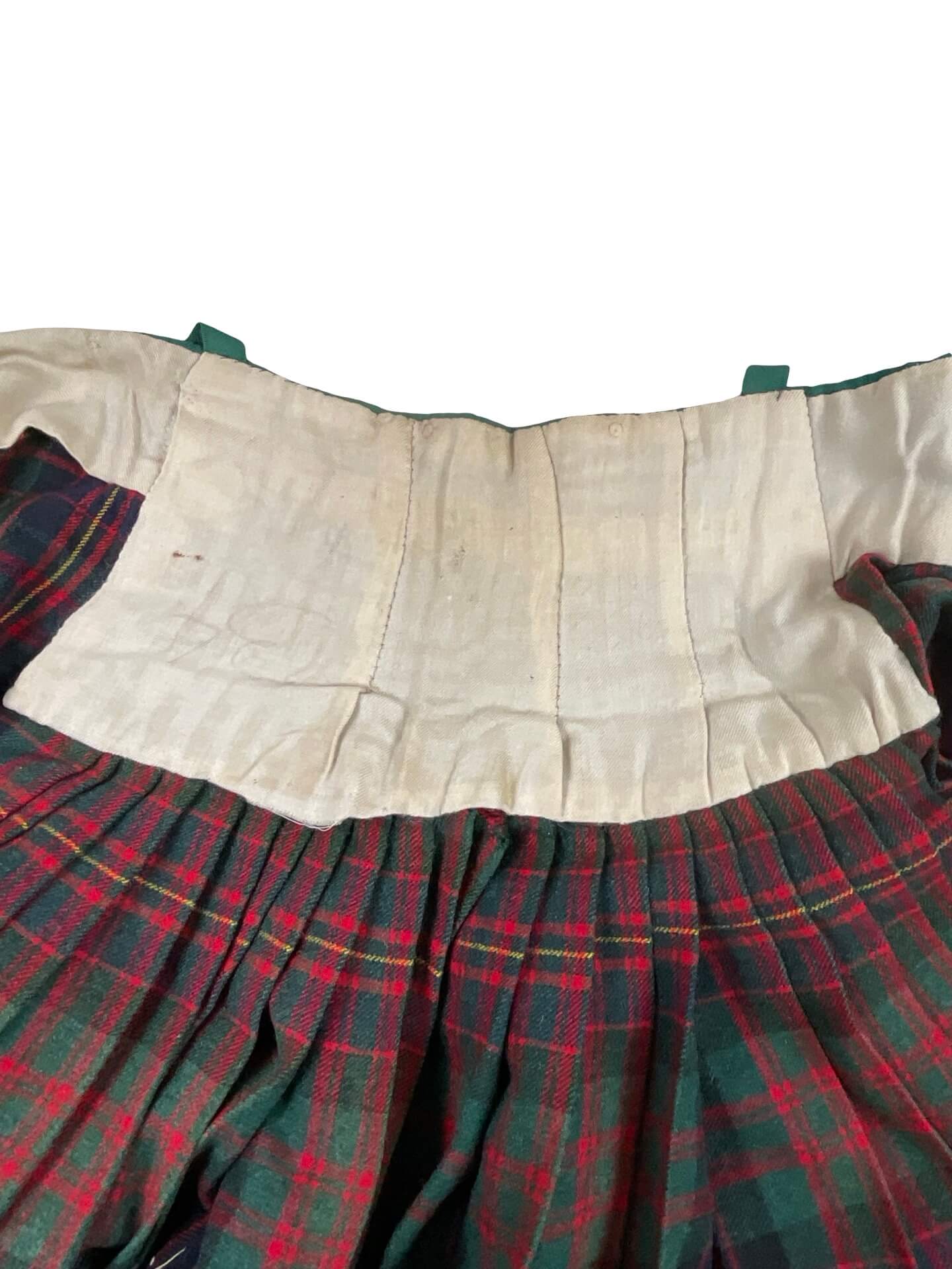 WW1 British BEF Cameron Highlanders Kilt Reissued World War 2 Waist 36" Drop 28" WW1 British BEF Cameron Highlanders Kilt Reissued World War 2 Waist 36" Drop 28"