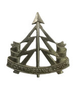 WW2 British Reconnaissance Corps White Metal Cap Badge