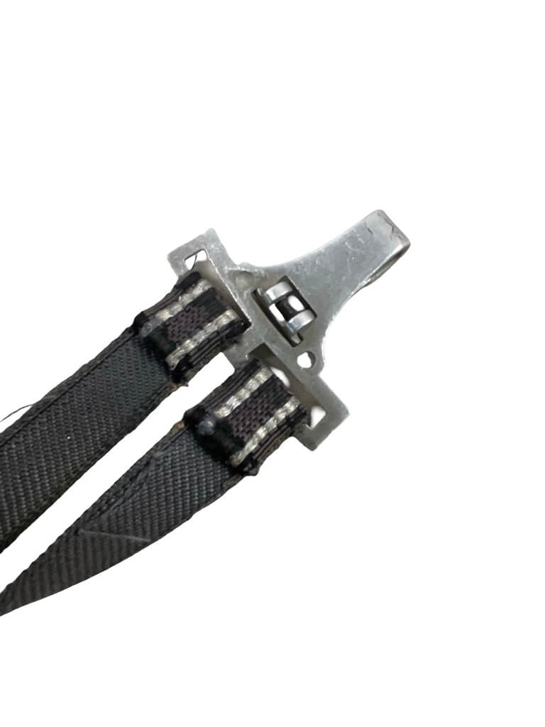 WW2 German Luftwaffe Dagger With Scabbard Hangers and Knot Maker Alcosa WW2 German Luftwaffe Dagger With Scabbard Hangers and Knot Maker Alcosa