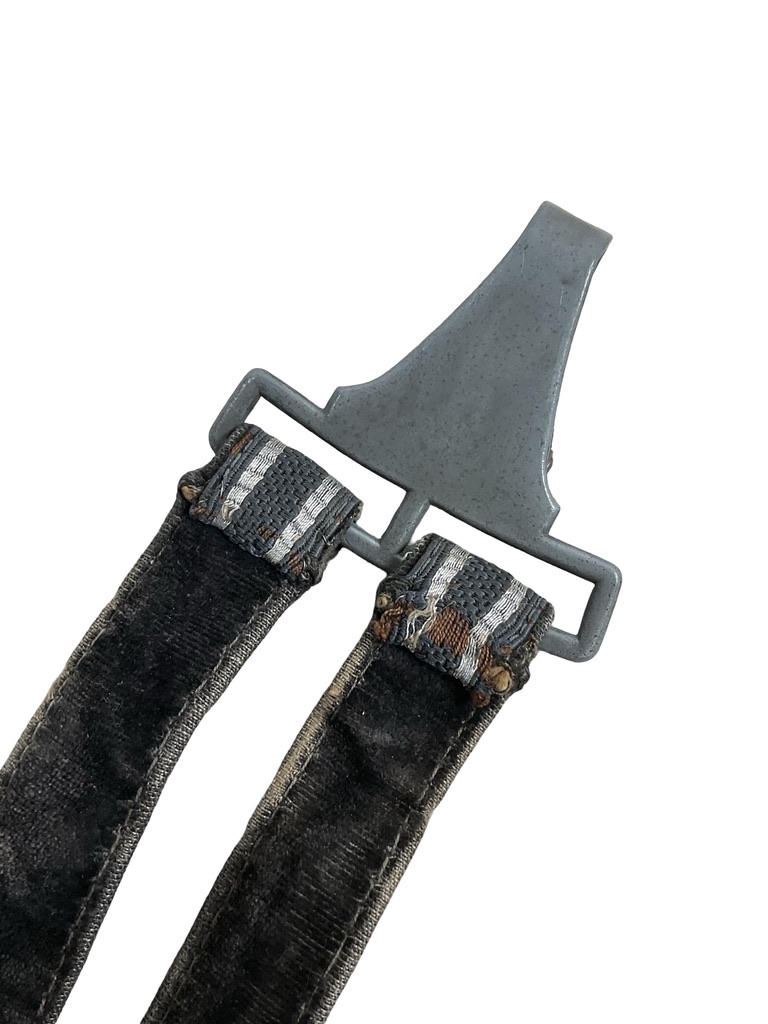 WW2 German Luftwaffe Dagger With Scabbard Knot and Hangers Maker Puma WW2 German Luftwaffe Dagger With Scabbard Knot and Hangers Maker Puma
