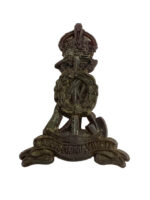 WW2 British Royal Pioneer Corps Bakelite Cap Badge