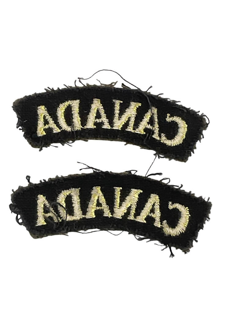 WW2 Canadian CWAC CANADA Shoulder Titles Insignia Pair WW2 Canadian CWAC CANADA Shoulder Titles Insignia Pair