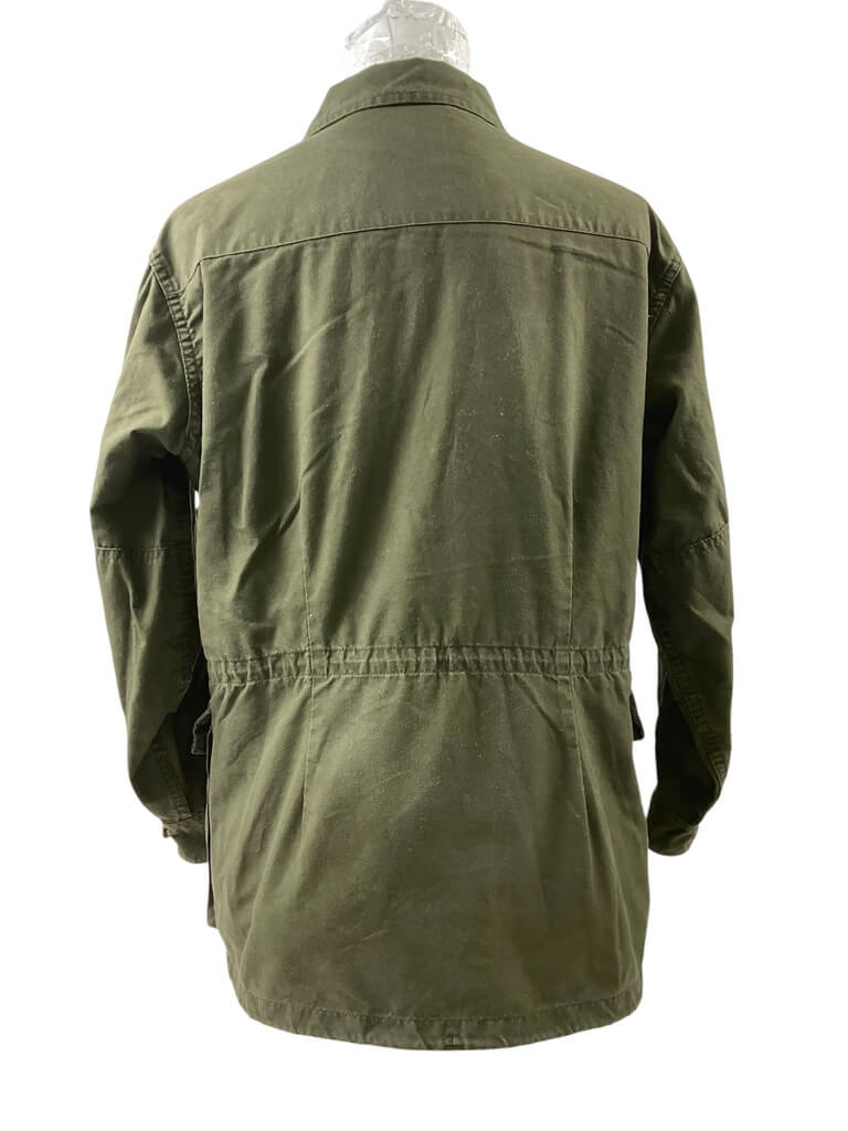 Canadian Forces OD Green Combat Shirt Size 6740 Canadian Forces OD Green Combat Shirt Size 6740