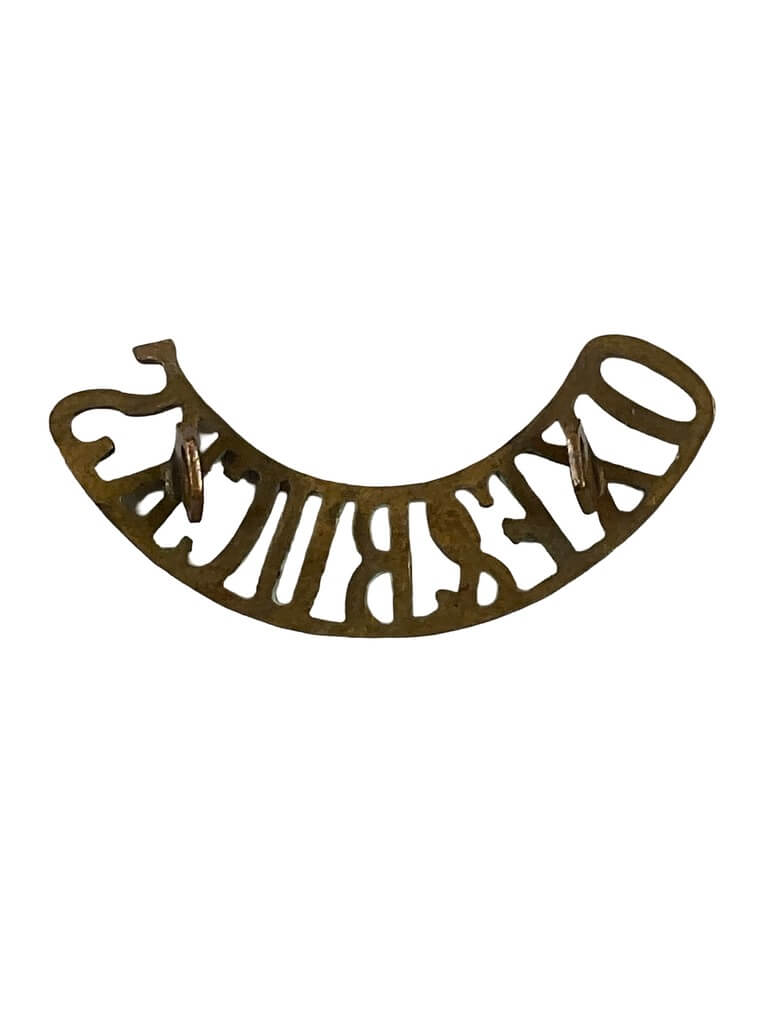 WW1 British BEF Oxfordshire and Buckinghamshire Light Infantry Shoulder Title Insignia Single WW1 British BEF Oxfordshire and Buckinghamshire Light Infantry Shoulder Title Insignia Single