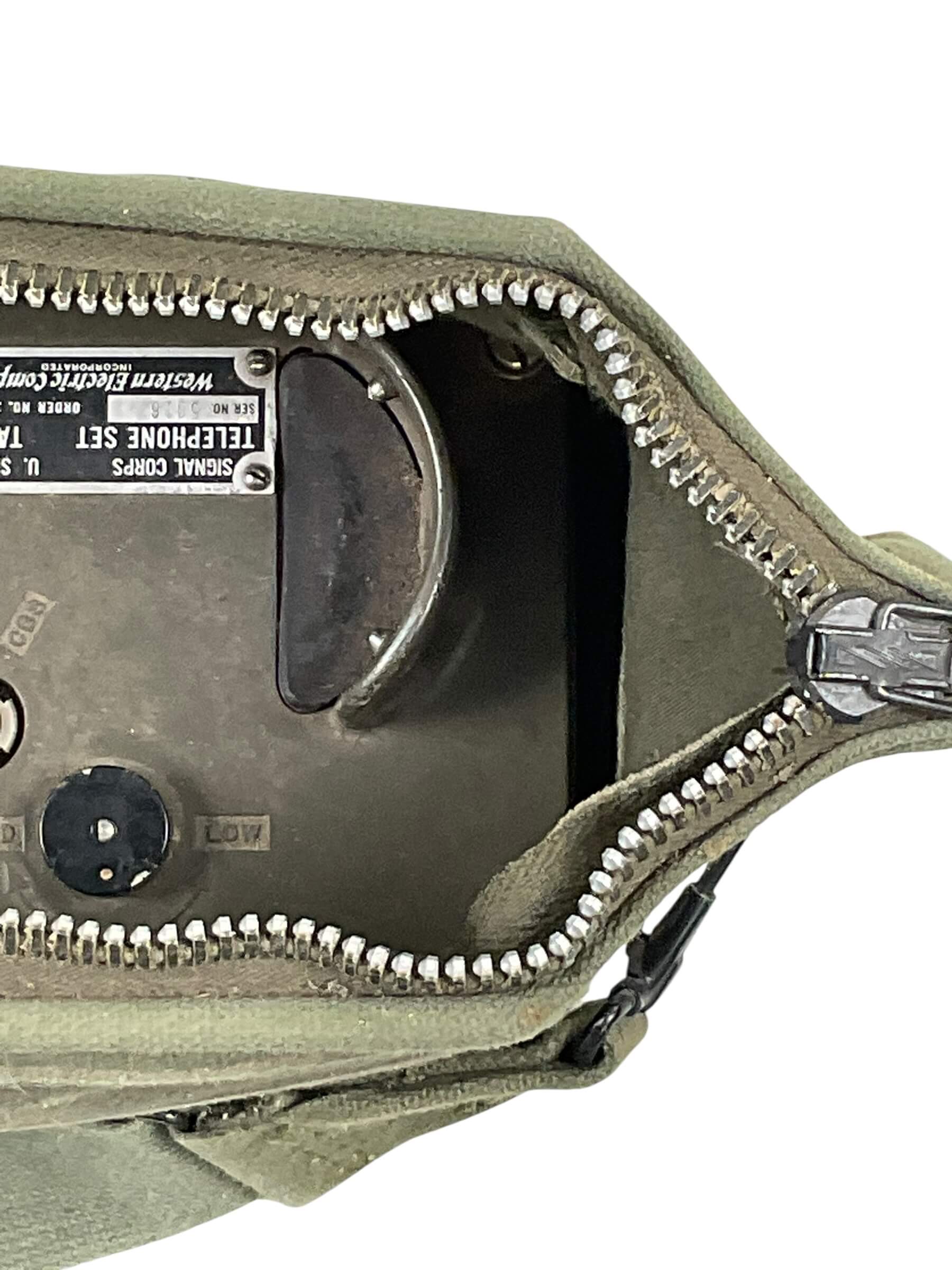 US Army Vietnam TA-43/PT Field Telephone Set In Case US Army Vietnam TA-43/PT Field Telephone Set In Case