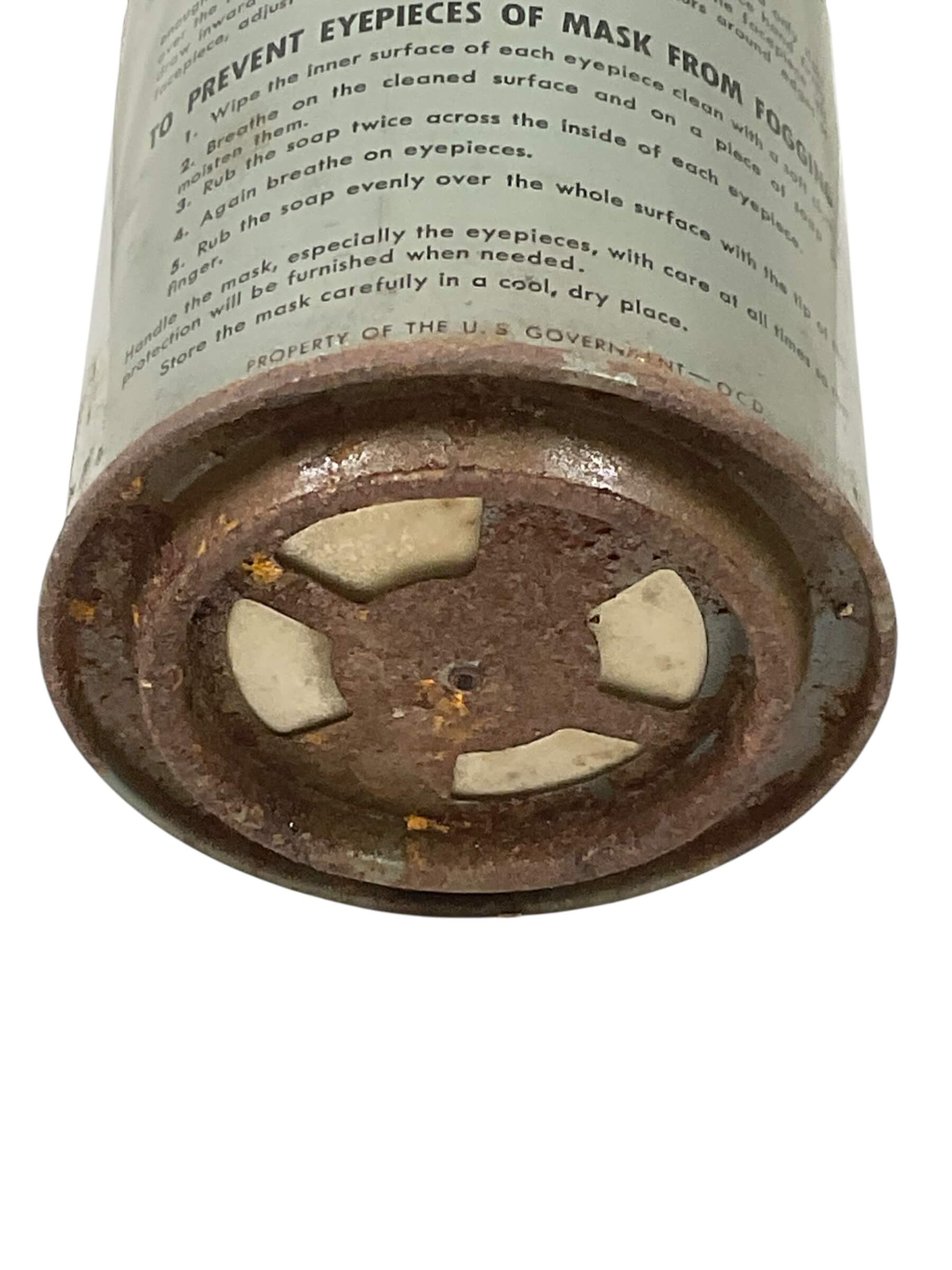 WW2 US Non-Combatant M1A2-1-1 Child Gas Mask In Carrying Bag WW2 US Non-Combatant M1A2-1-1 Child Gas Mask In Carrying Bag