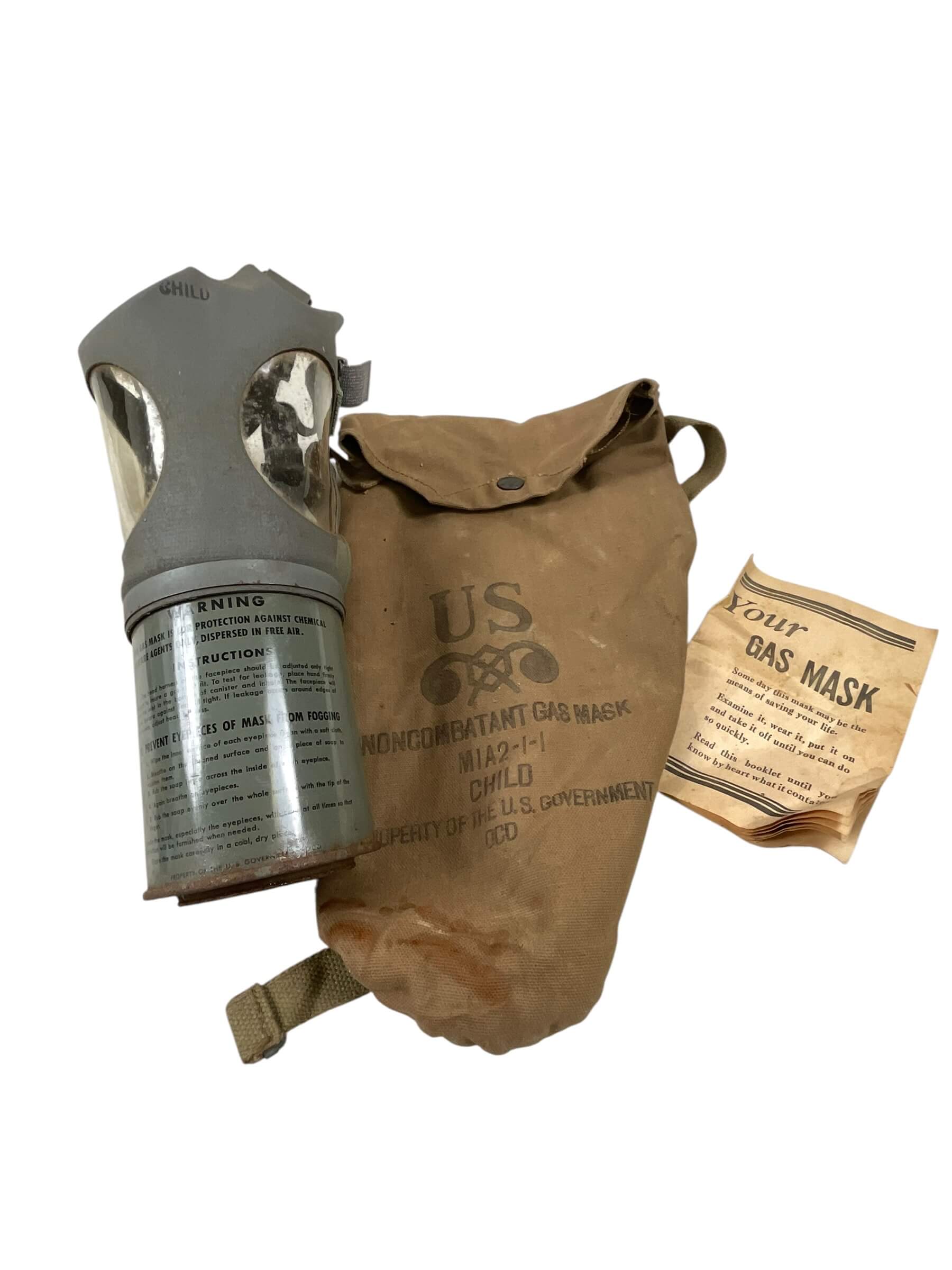 WW2 US Non-Combatant M1A2-1-1 Child Gas Mask In Carrying Bag WW2 US Non-Combatant M1A2-1-1 Child Gas Mask In Carrying Bag