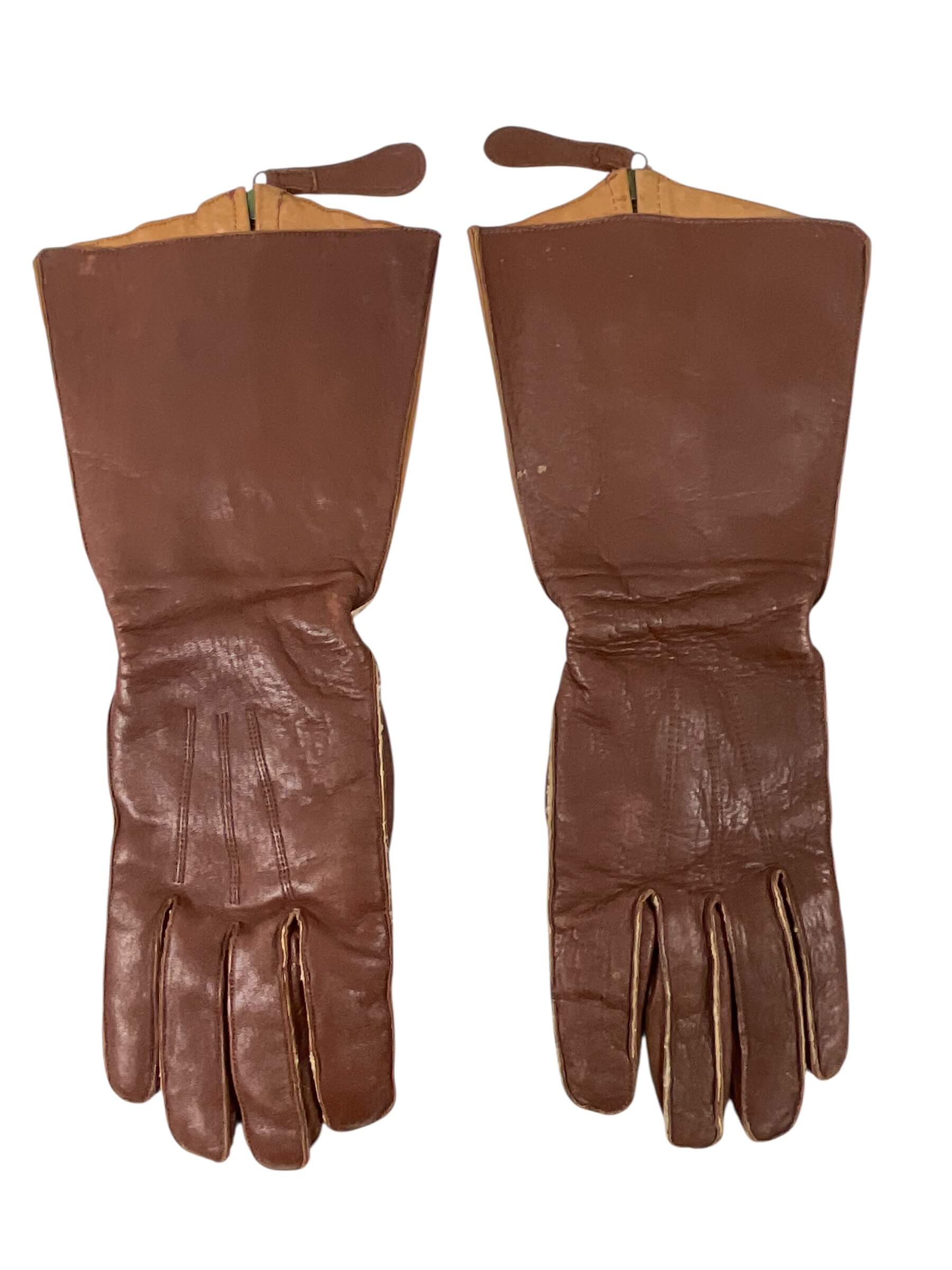 WW2 British RAF Leather Fighter Pilot Gloves Straight Zip Size 9 AM Marked WW2 British RAF Leather Fighter Pilot Gloves Straight Zip Size 9 AM Marked