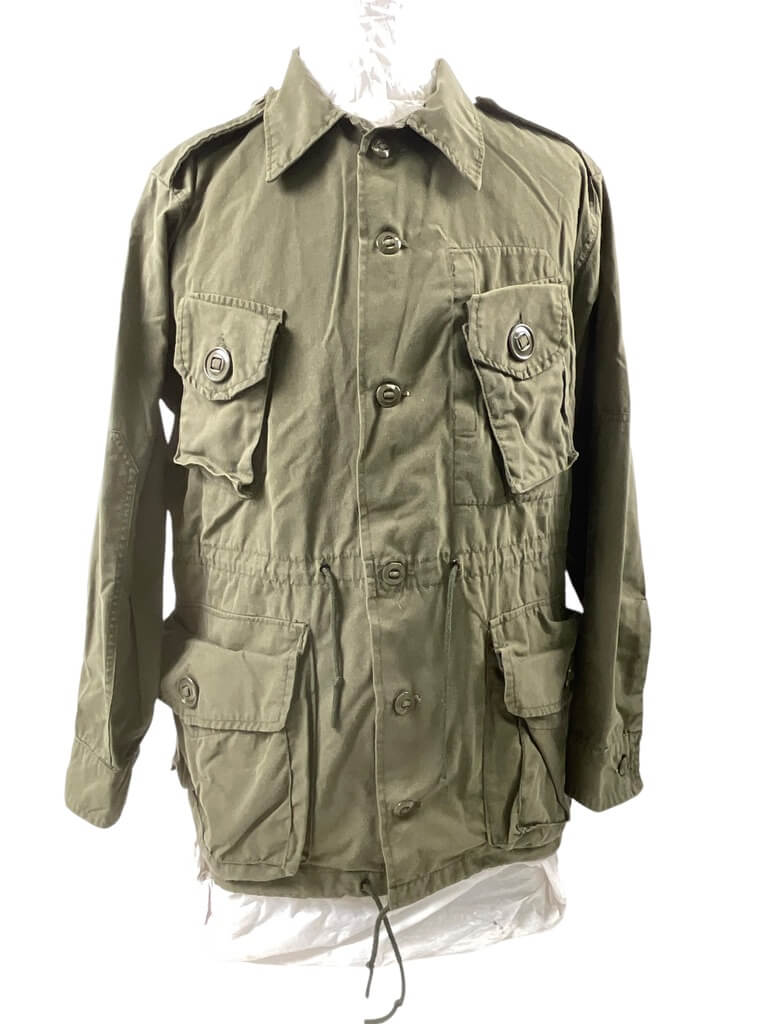 Canadian Forces OD Green Combat Shirt Size 7042 Canadian Forces OD Green Combat Shirt Size 7042