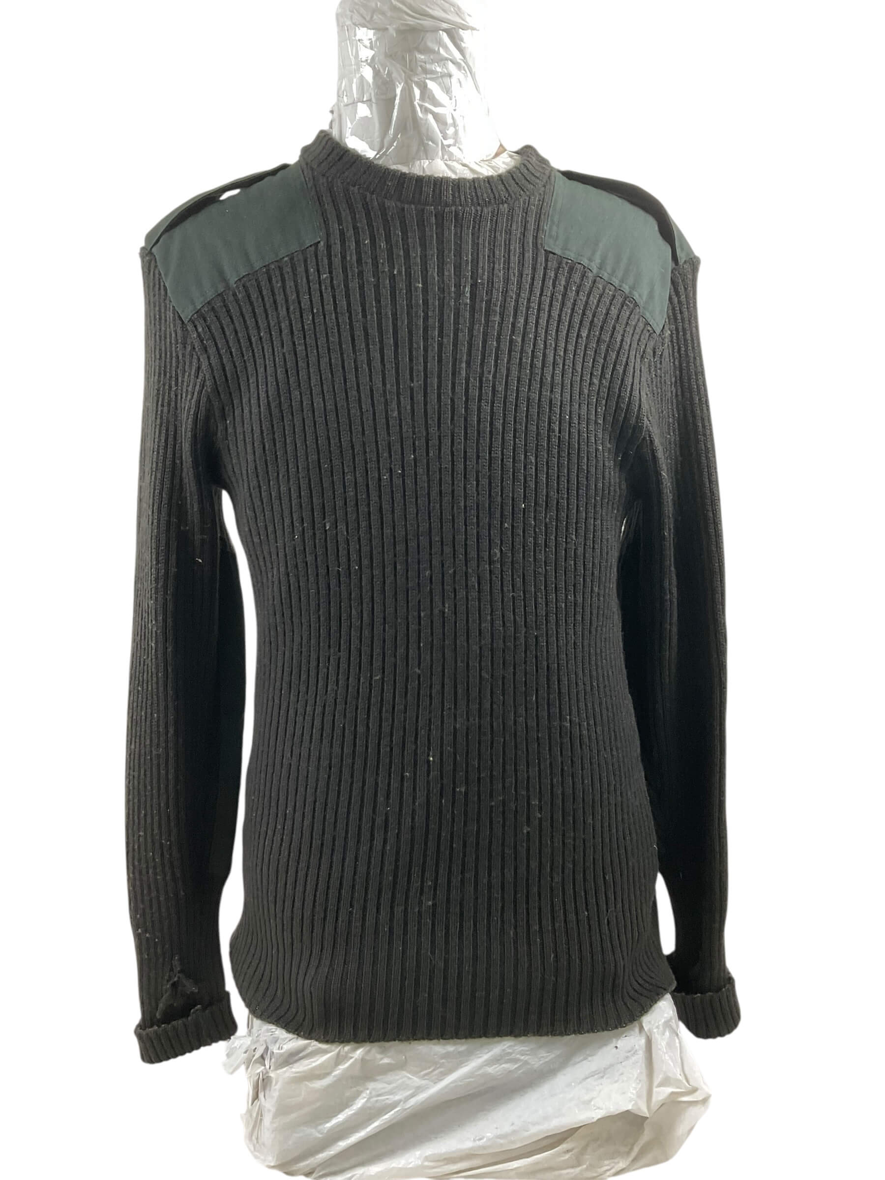 Canadian Forces Green Wool Sweater Size 40 Canadian Forces Green Wool Sweater Size 40