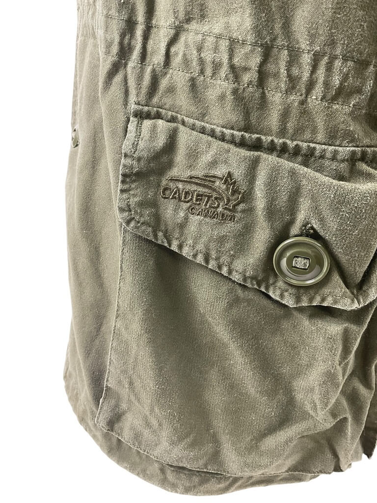 Canadian Forces OD Green Combat Shirt Size 6740 Canadian Forces OD Green Combat Shirt Size 6740