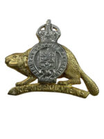 WW2 Canadian Vandoos R22E Cap Badge